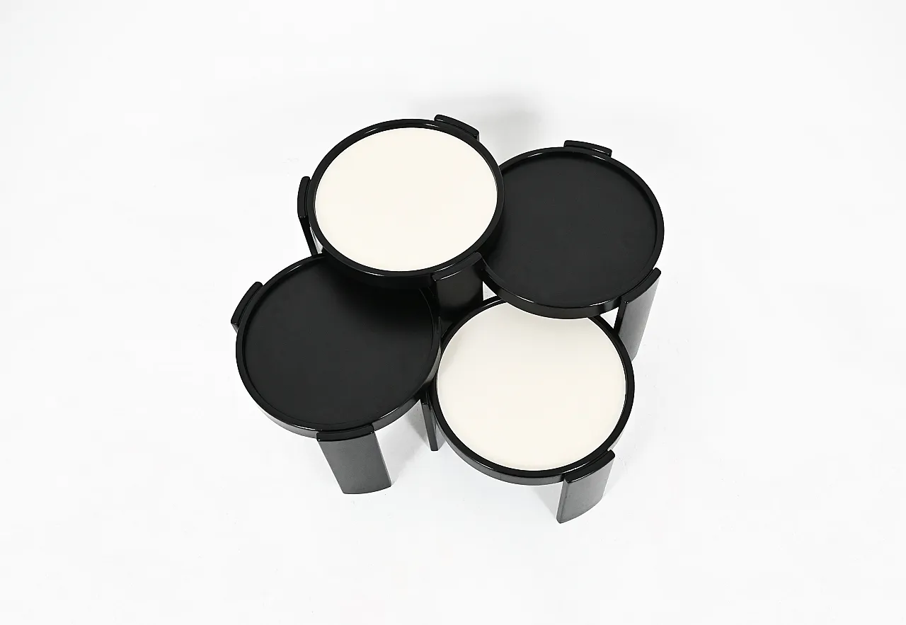 4 Gianfranco Frattini's Nurse Tavolini for Cassina, 60s 2