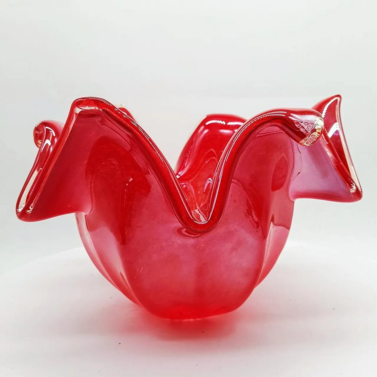 Glossy red jacketed vase in hand worked Murano glass, 2000s 2
