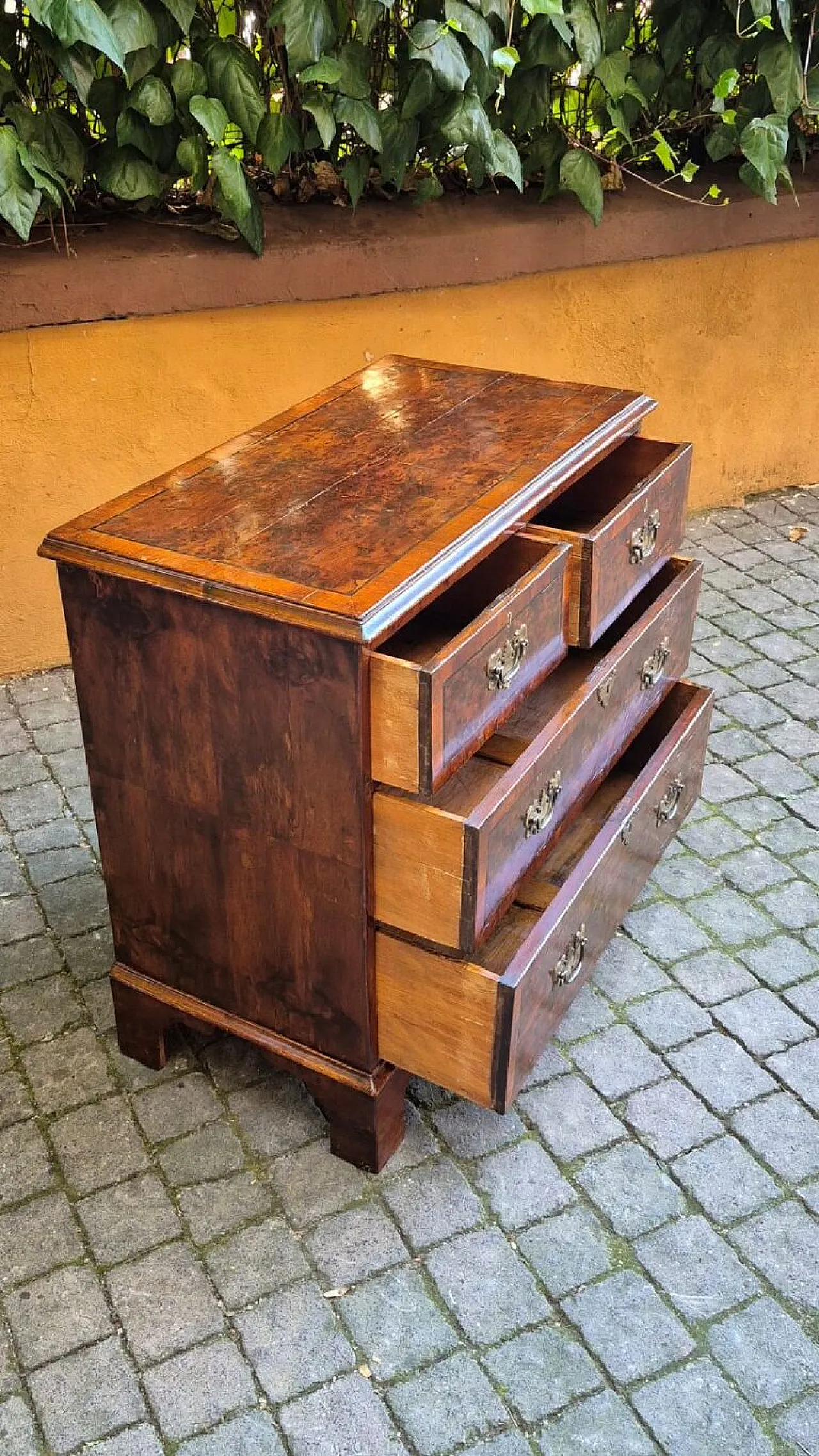 Placoned dresser in walnut wood and cherry, 19th century 4