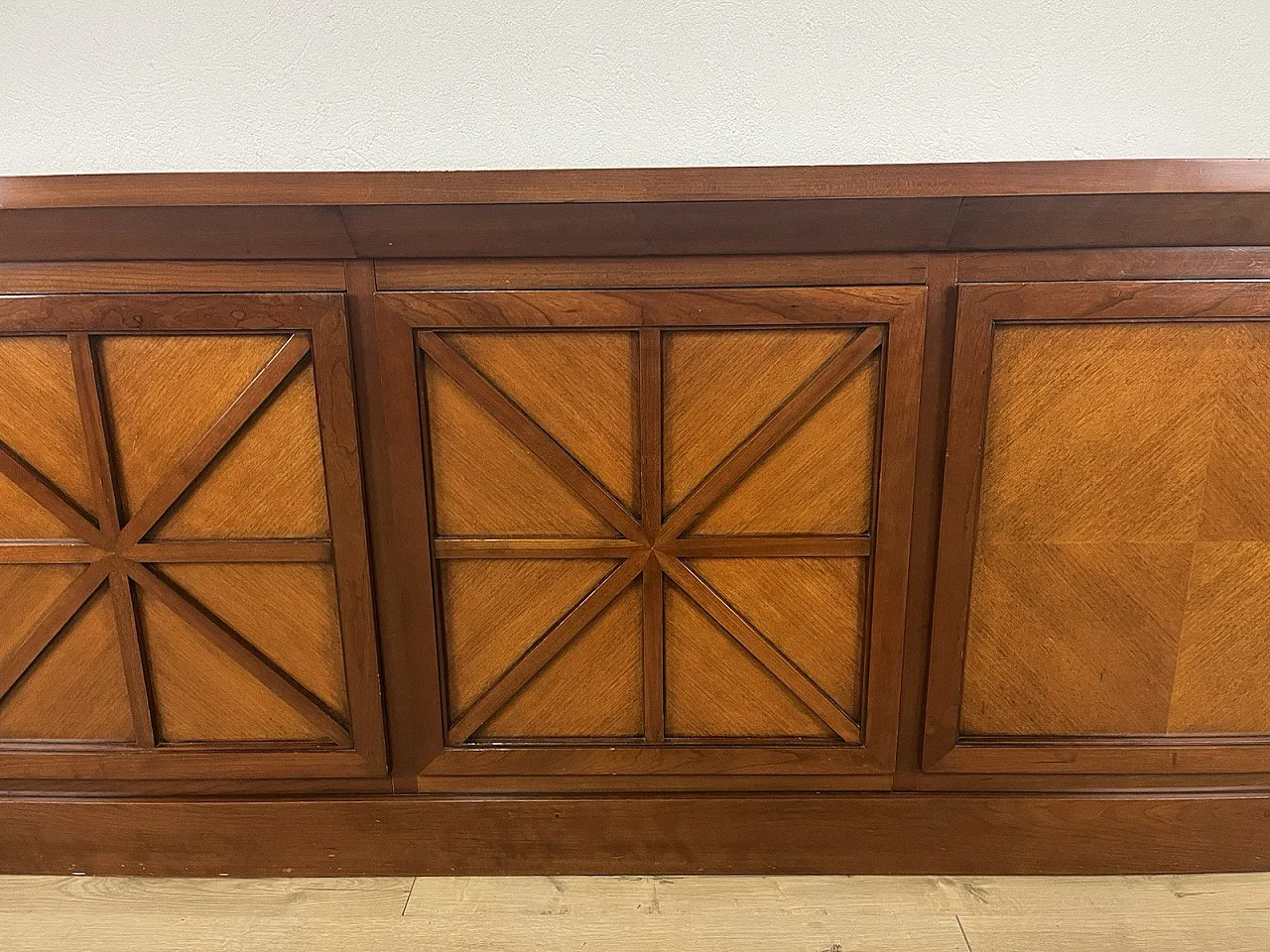 Sideboard in legno con motivi a forma di croce, 80s 3