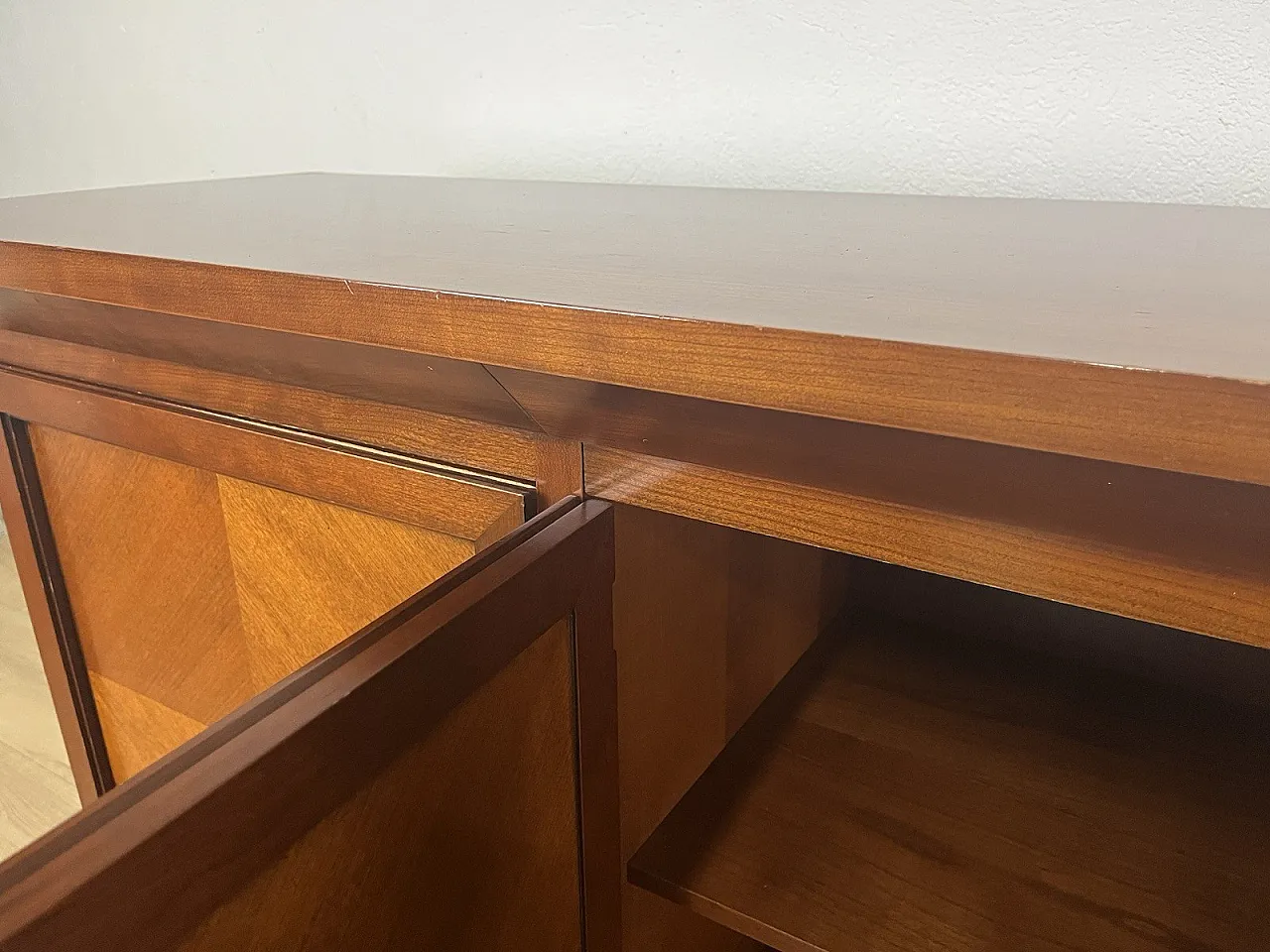 Sideboard in legno con motivi a forma di croce, 80s 10