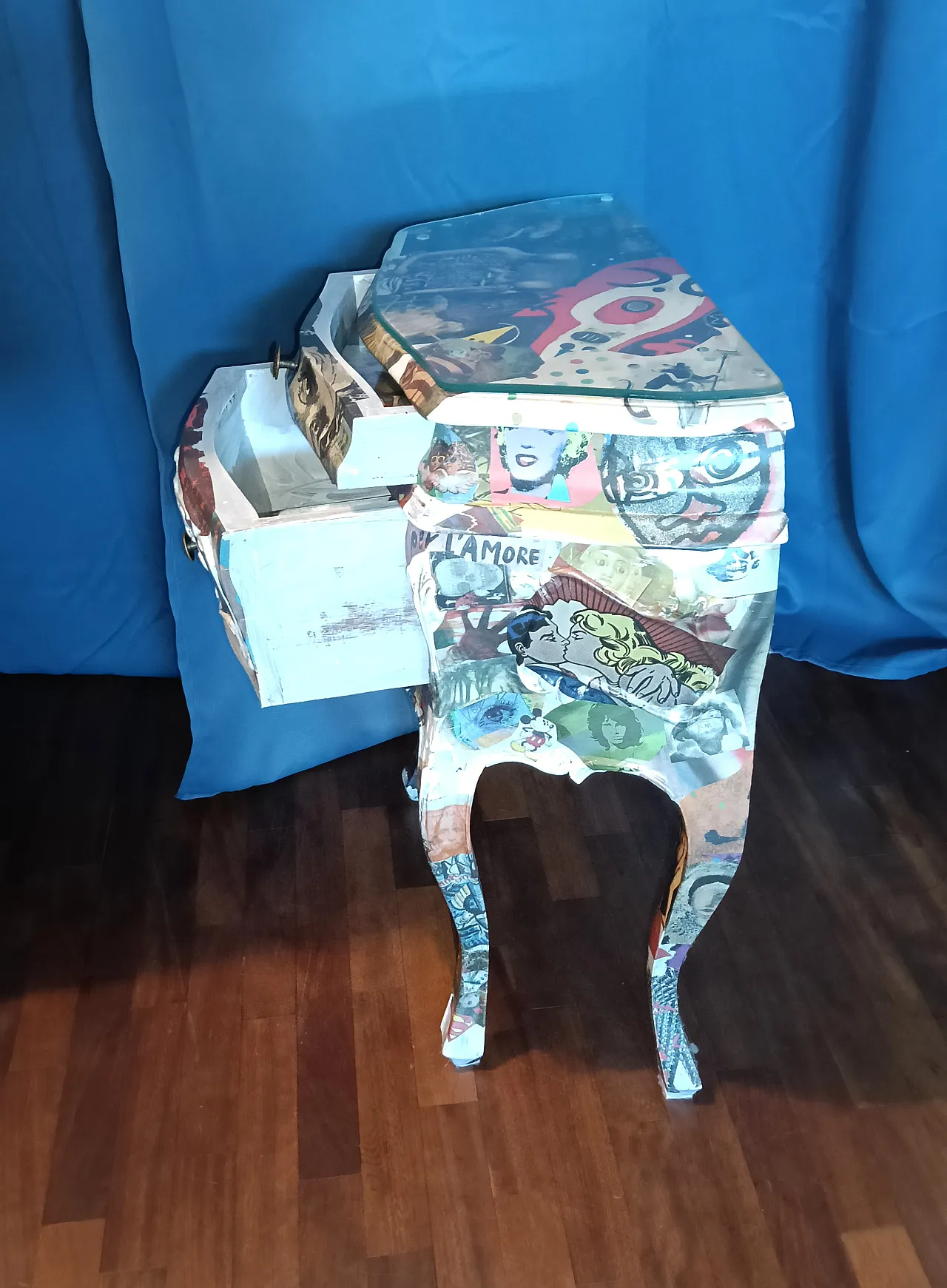 comodino old style, rivestito con decoupage 12