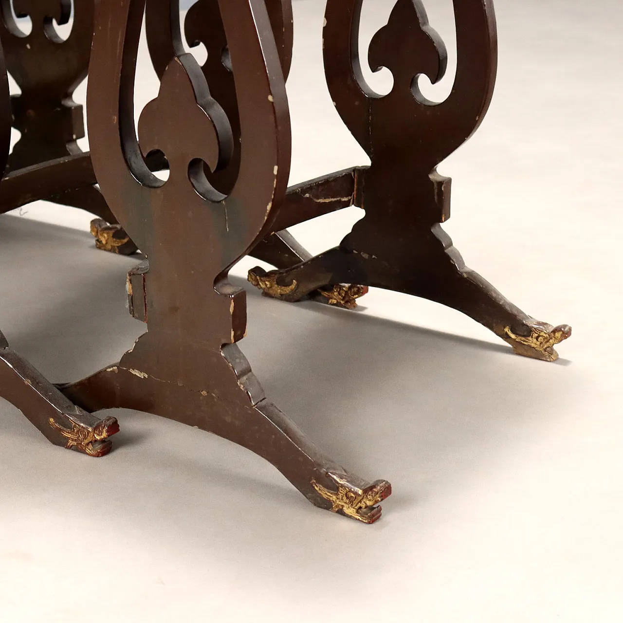 4 Chinoiserie tables, 19th century 6