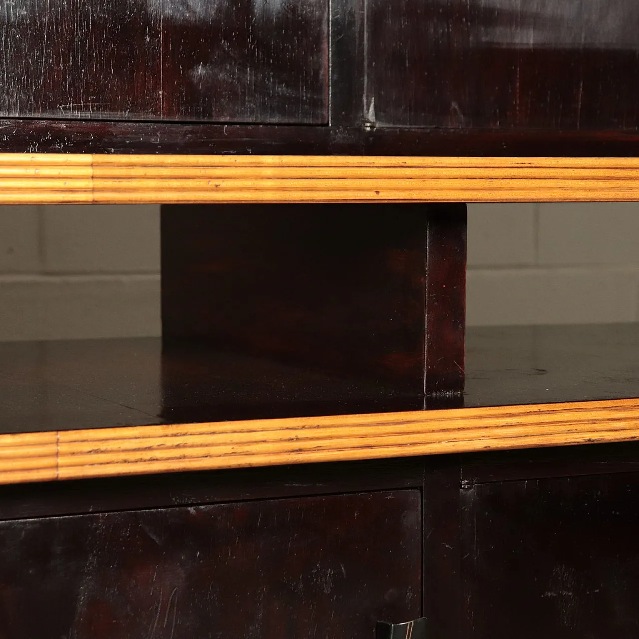 Mobile in legno impiallacciato e tinto ebano, anni '40 10