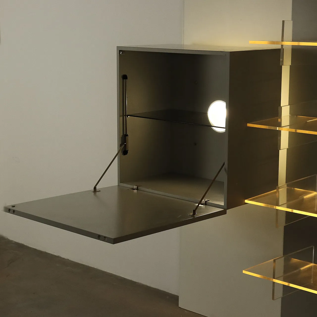 Acerbis bookstore by Roberto Monsani, 1980s 9