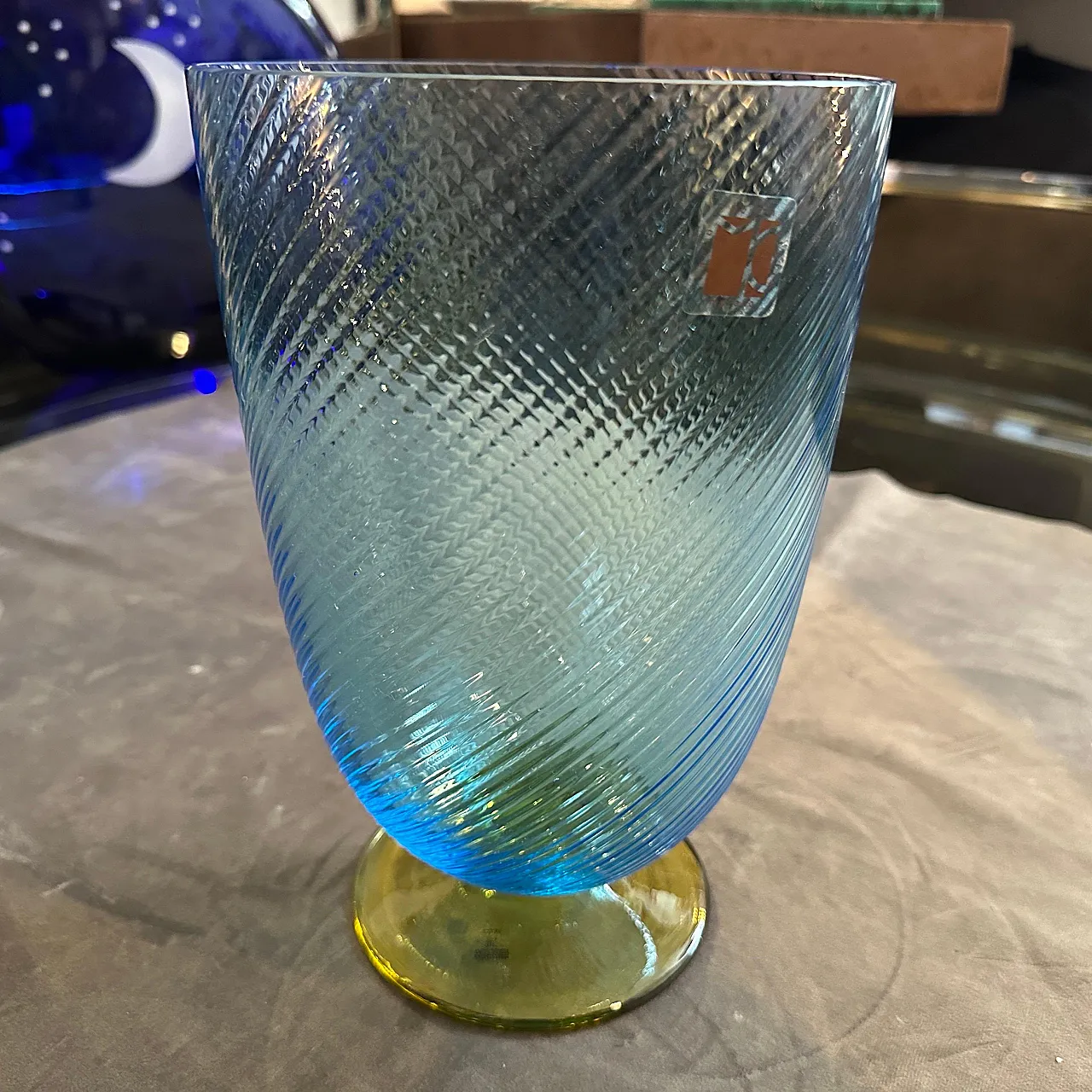 Vaso in vetro di Murano blu e giallo di Carlo Moretti, anni '80 4