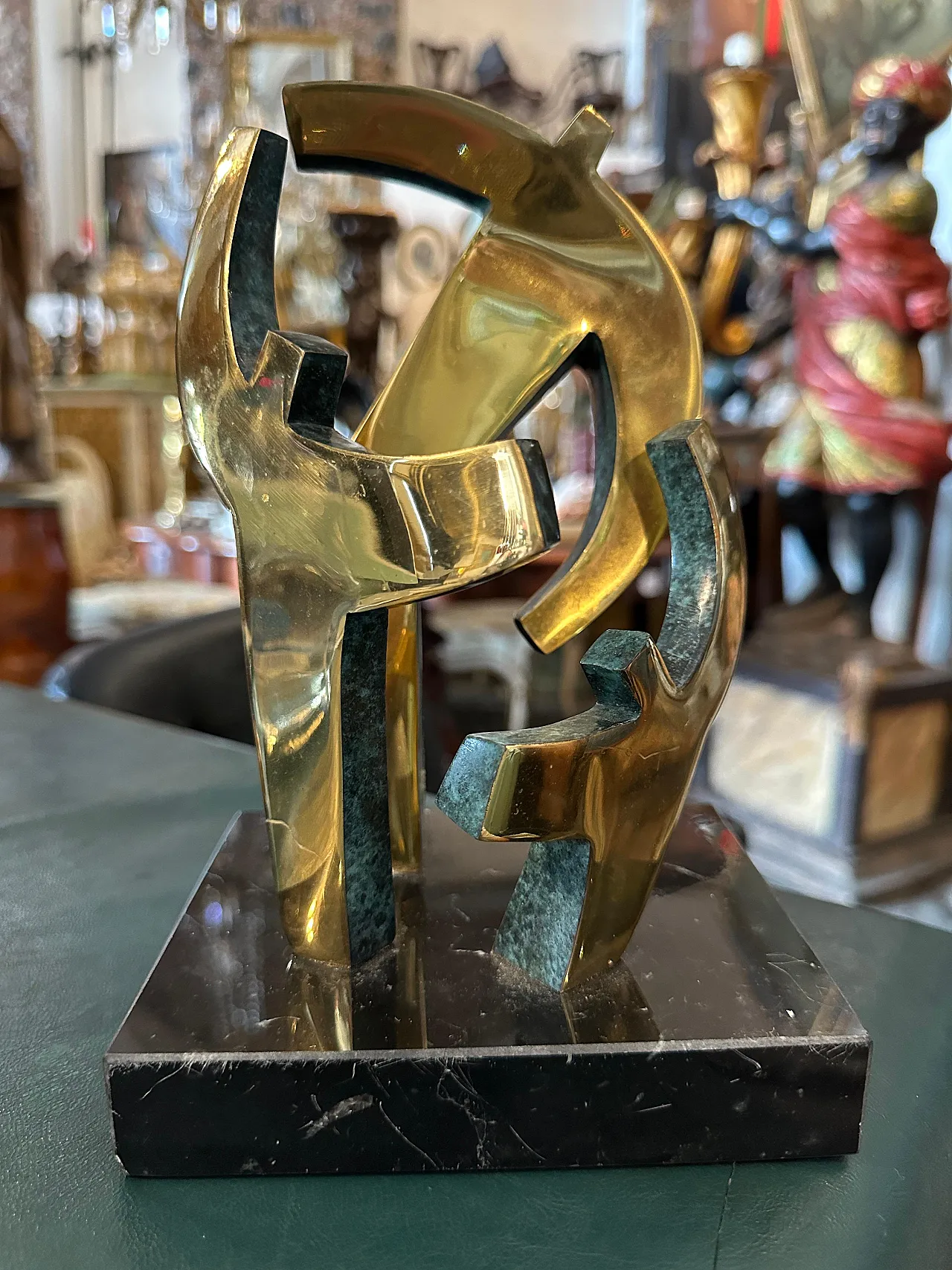 Gilded bronze and marble sculpture by Gaudio, 1990s 4