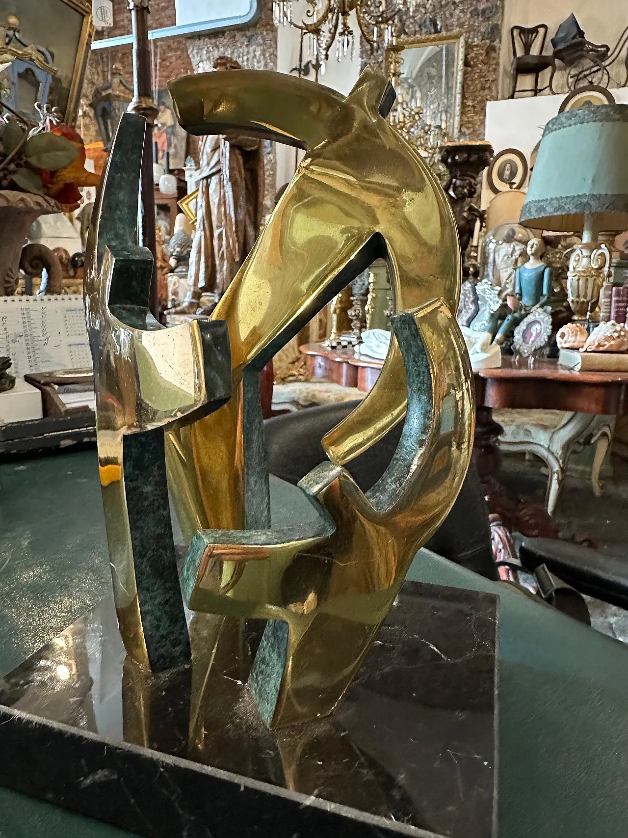 Gilded bronze and marble sculpture by Gaudio, 1990s 12