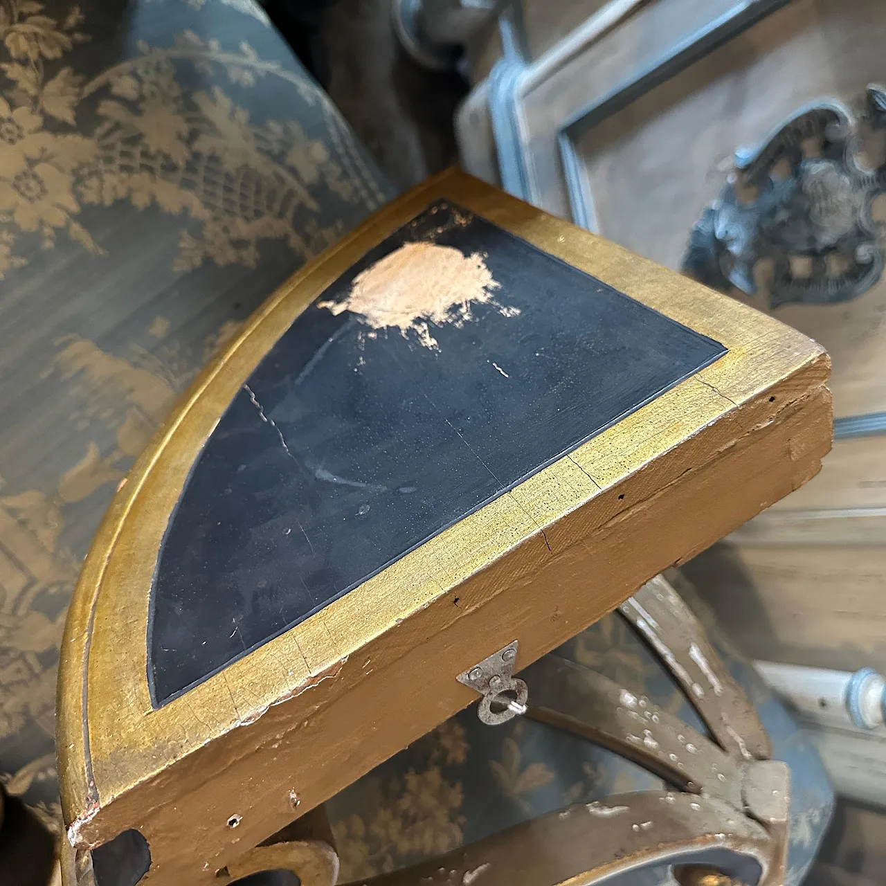 Consolle d'angolo in legno dorato e laccato blu barocco, '800 8