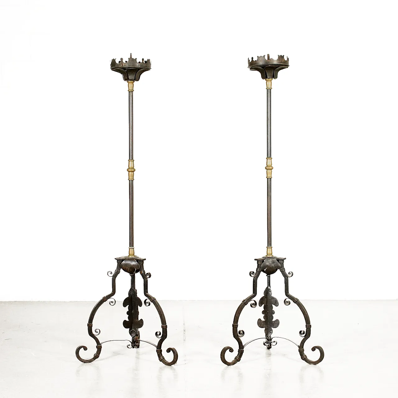 Pair of wrought iron torches, 19th century 6