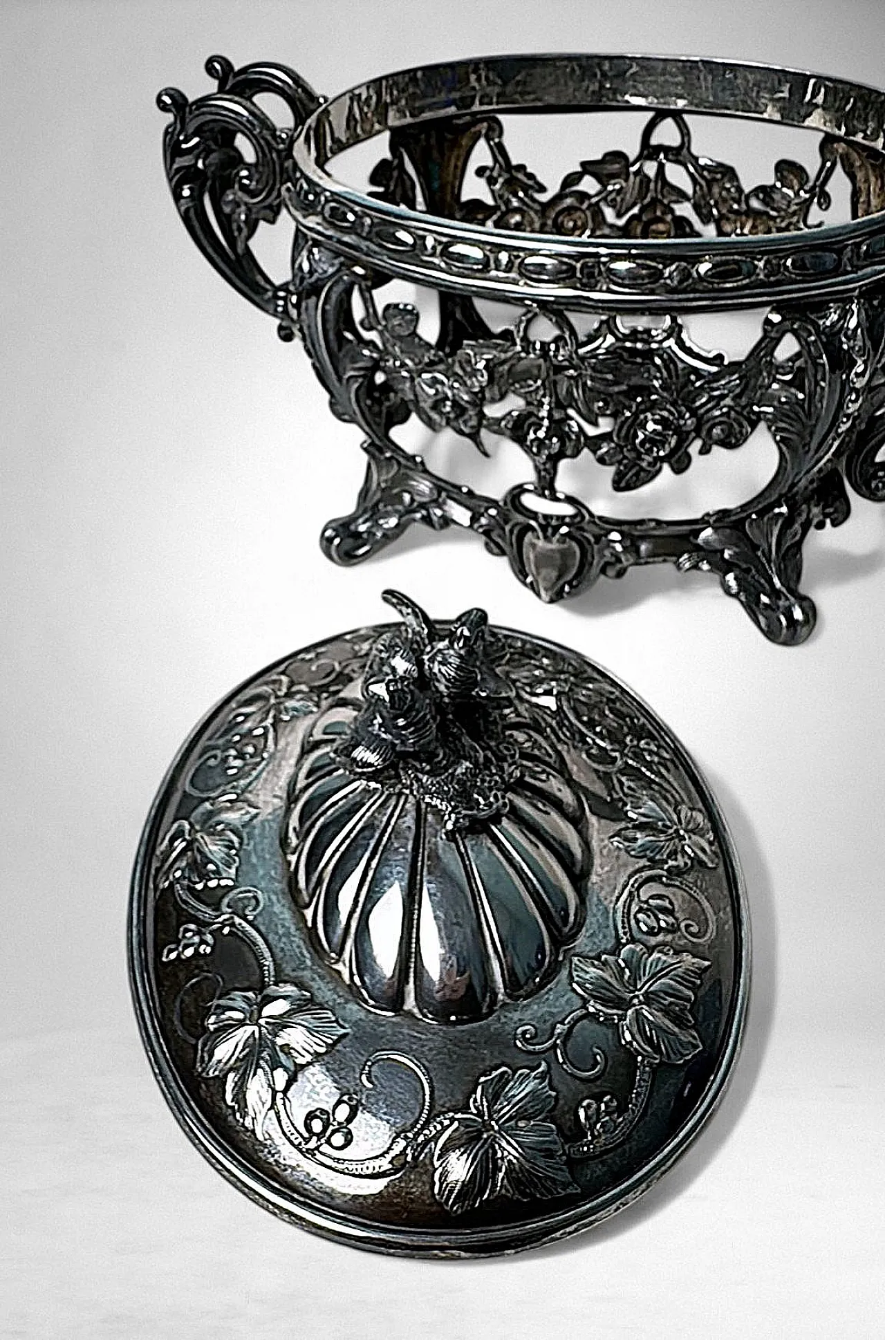 Zuccheriera in argento con rivestimento in vetro, metà '800 15