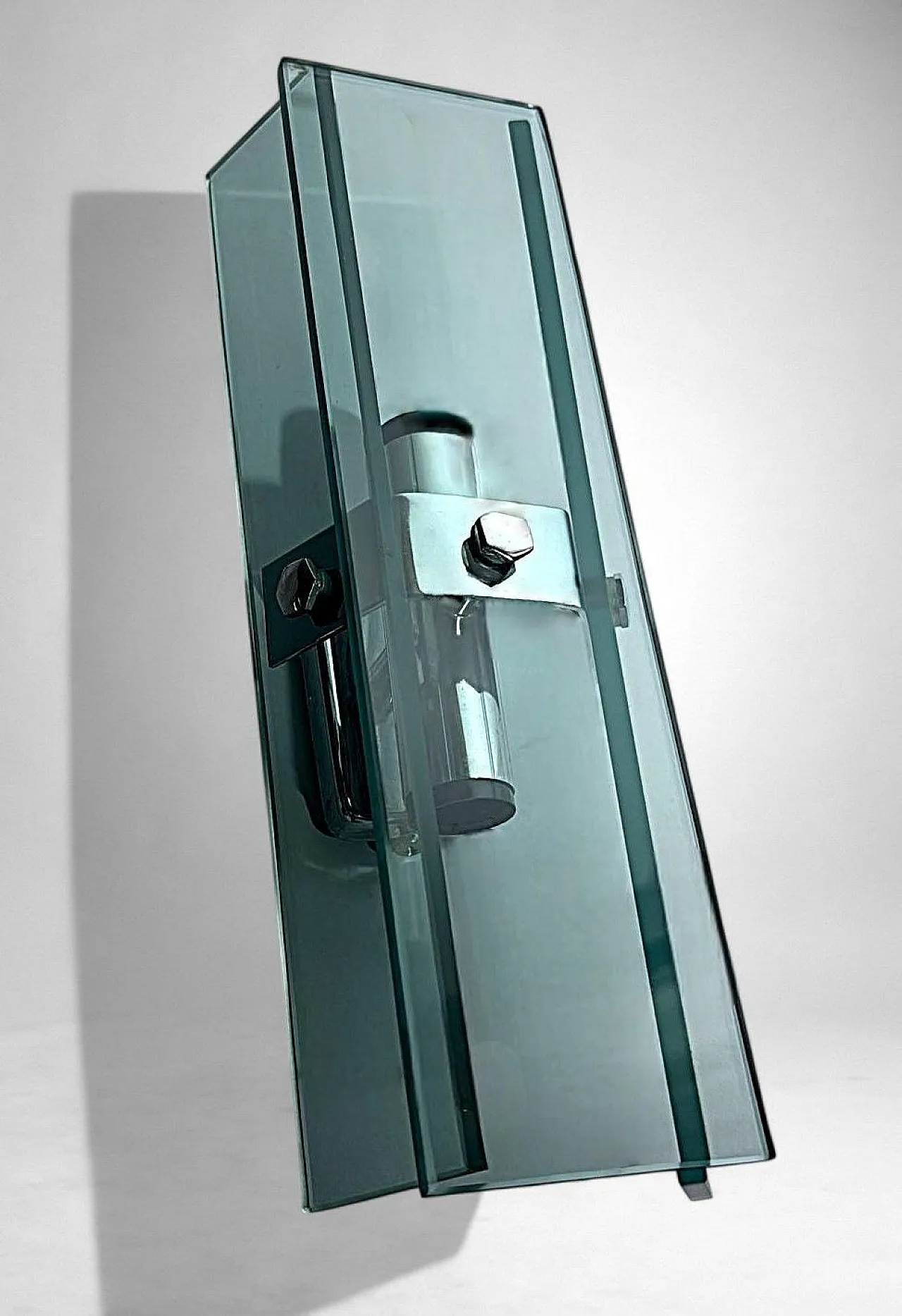 Coppia di applique in metallo cromato e cristallo temperato, anni '70 9