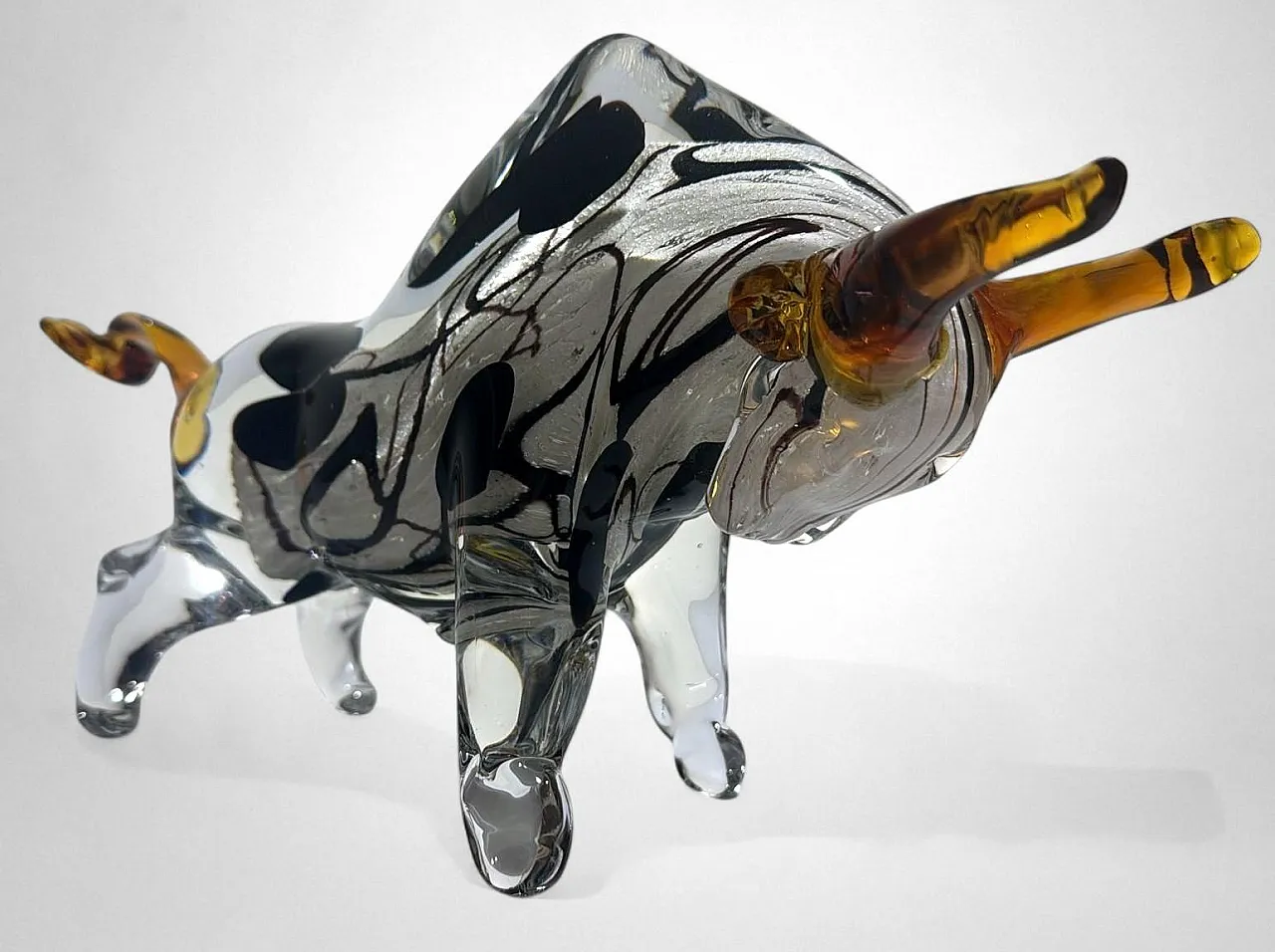 Scultura di toro in vetro di Murano sommerso, anni '70 5
