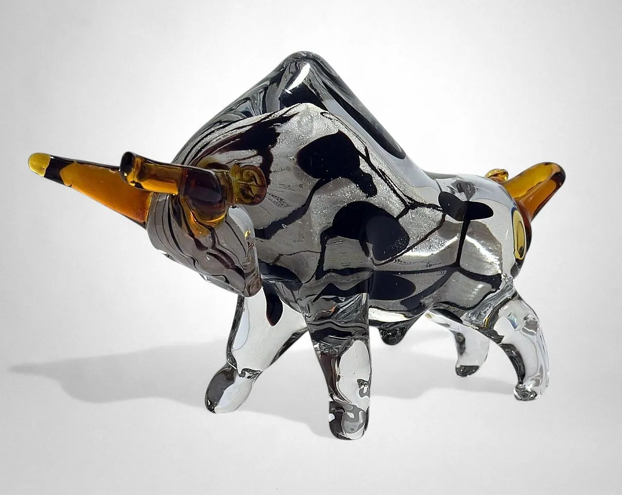 Scultura di toro in vetro di Murano sommerso, anni '70 8