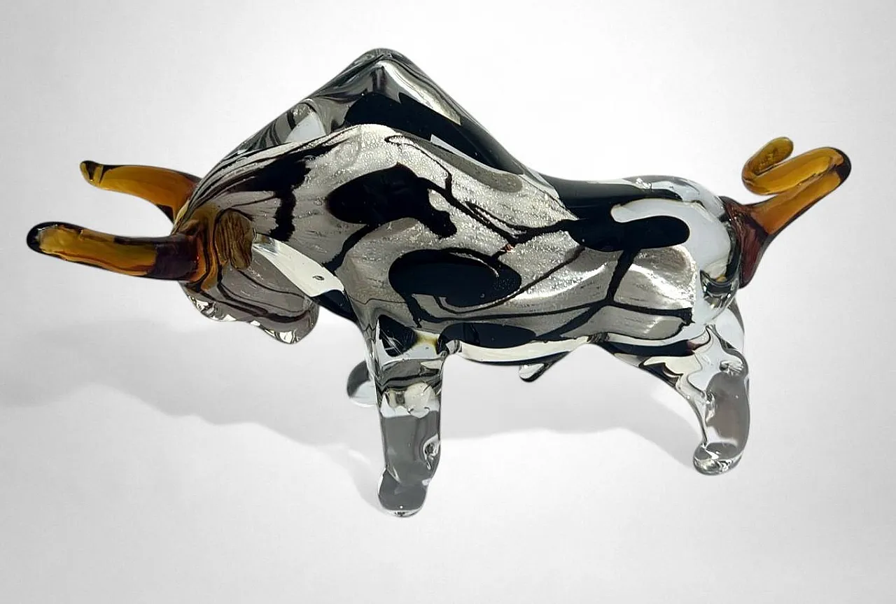 Scultura di toro in vetro di Murano sommerso, anni '70 11