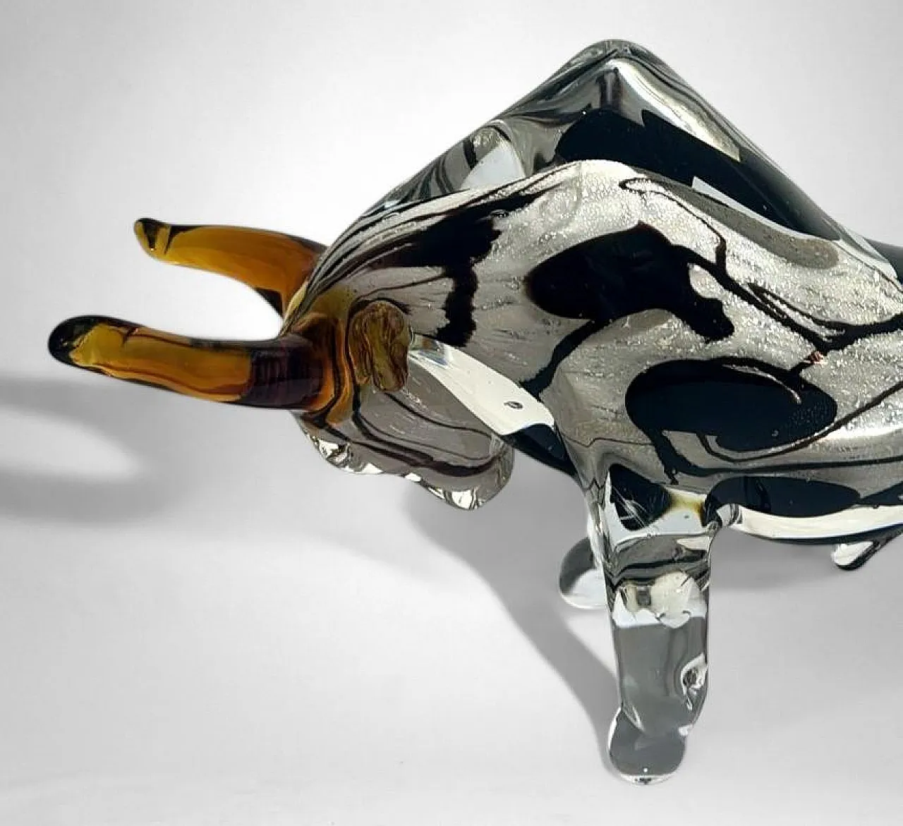 Scultura di toro in vetro di Murano sommerso, anni '70 12