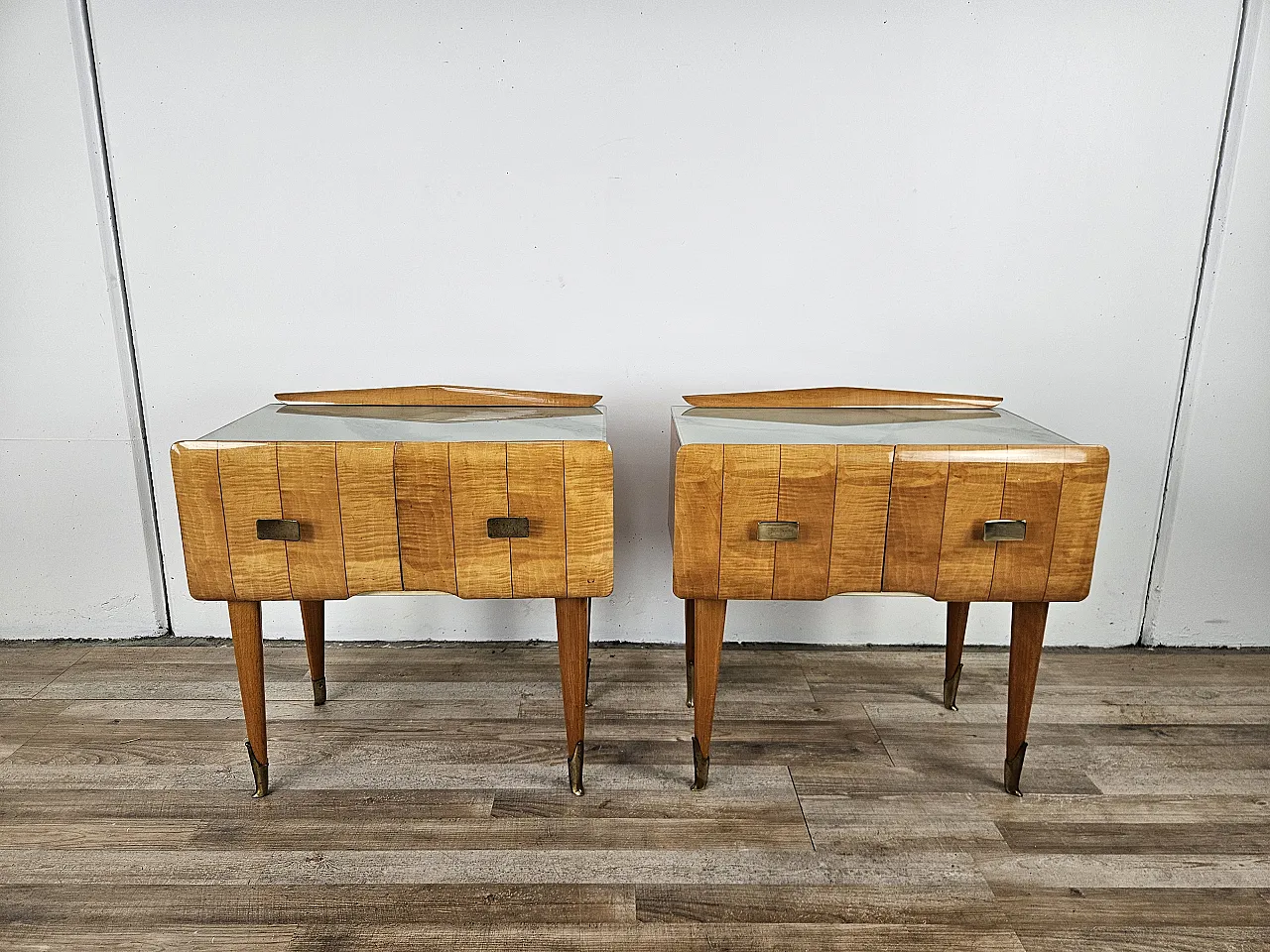 Italian bedside tables Mid Century in brass maple and decorated glass, 1950 1