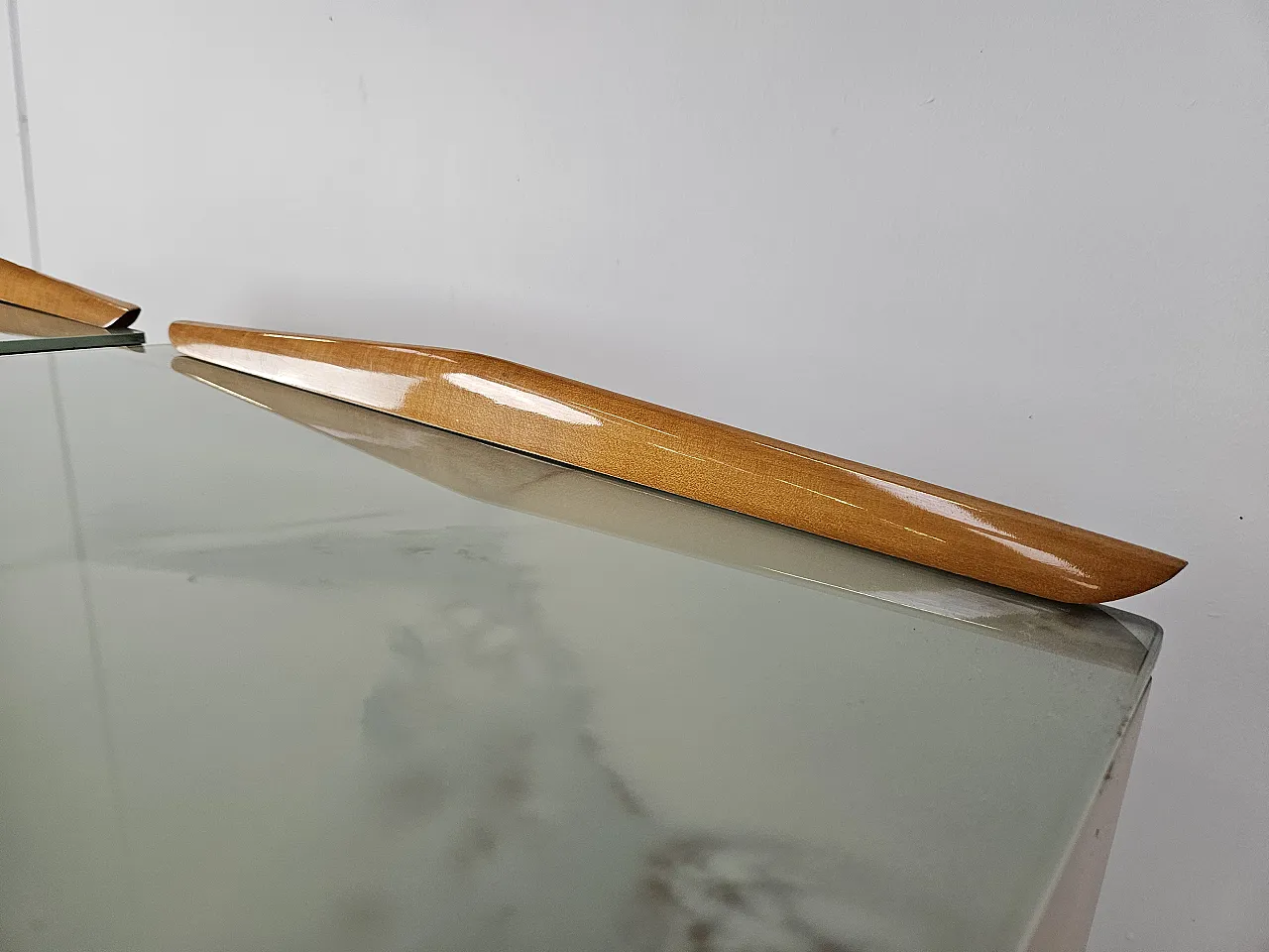 Italian bedside tables Mid Century in brass maple and decorated glass, 1950 9