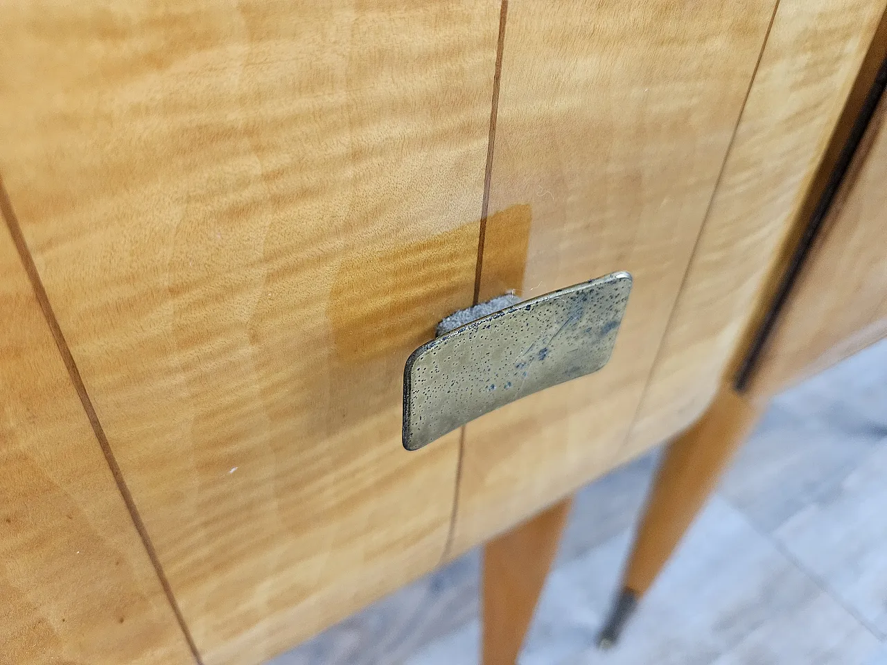 Italian bedside tables Mid Century in brass maple and decorated glass, 1950 11