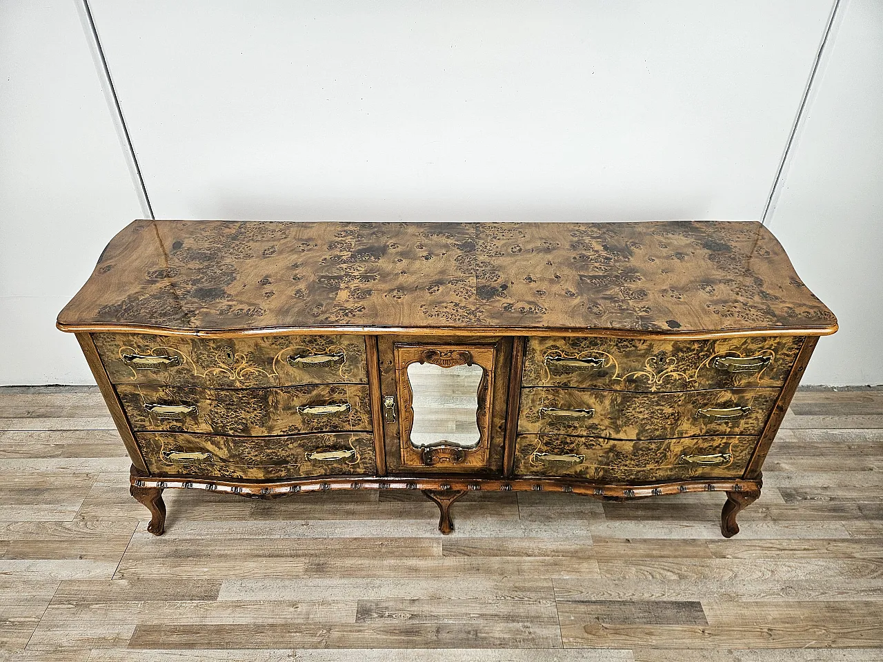 Cassettiera Chippendale sei cassetti e anta specchiata, anni '50 2