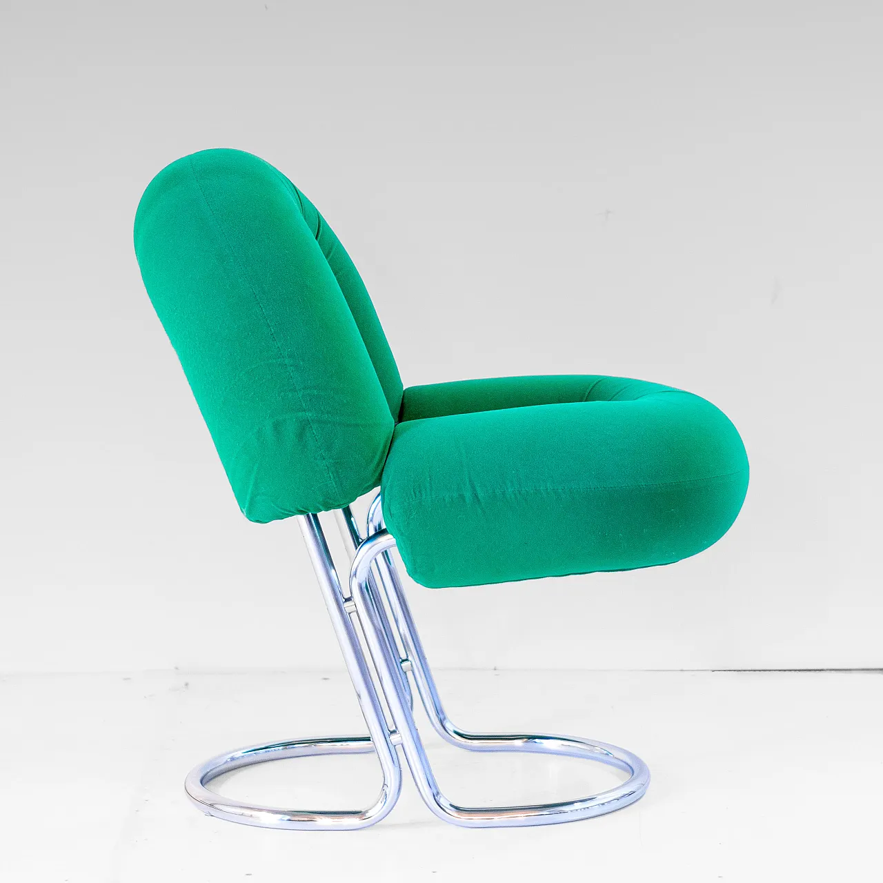 Sedia in stile Space Age in velluto verde e acciaio, Renato Zevi 4