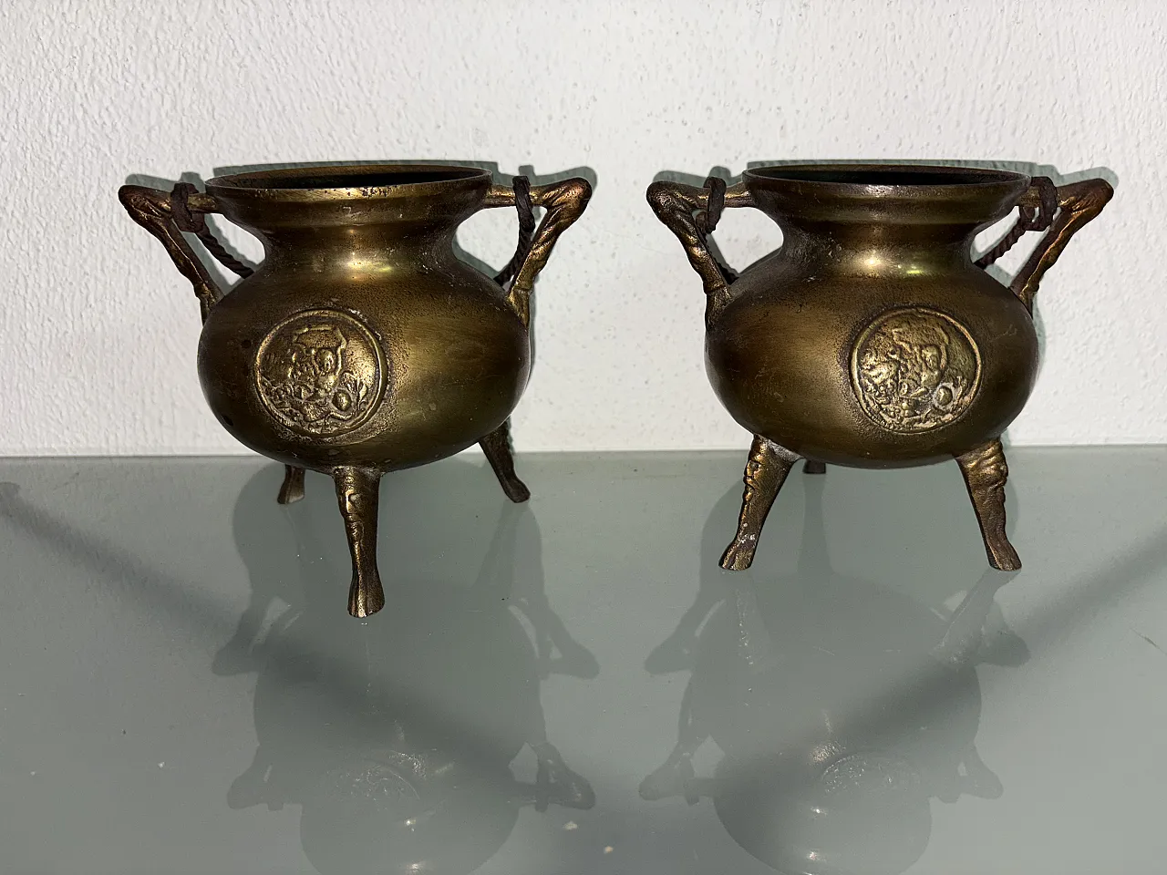 Coppia vasi in ottone, anni '30 1