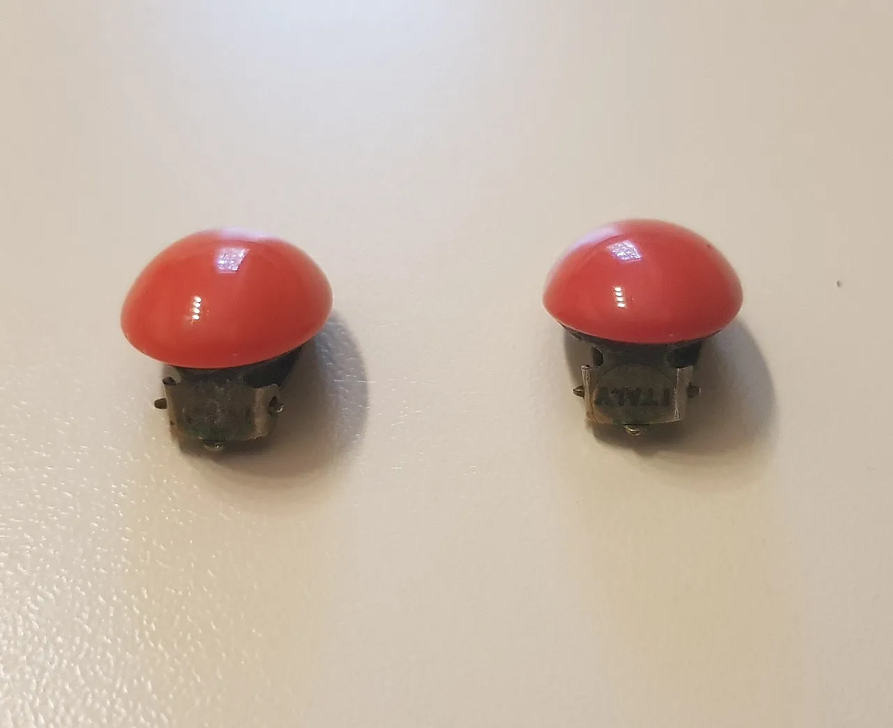 Oecchini di corallo, anni '30 5