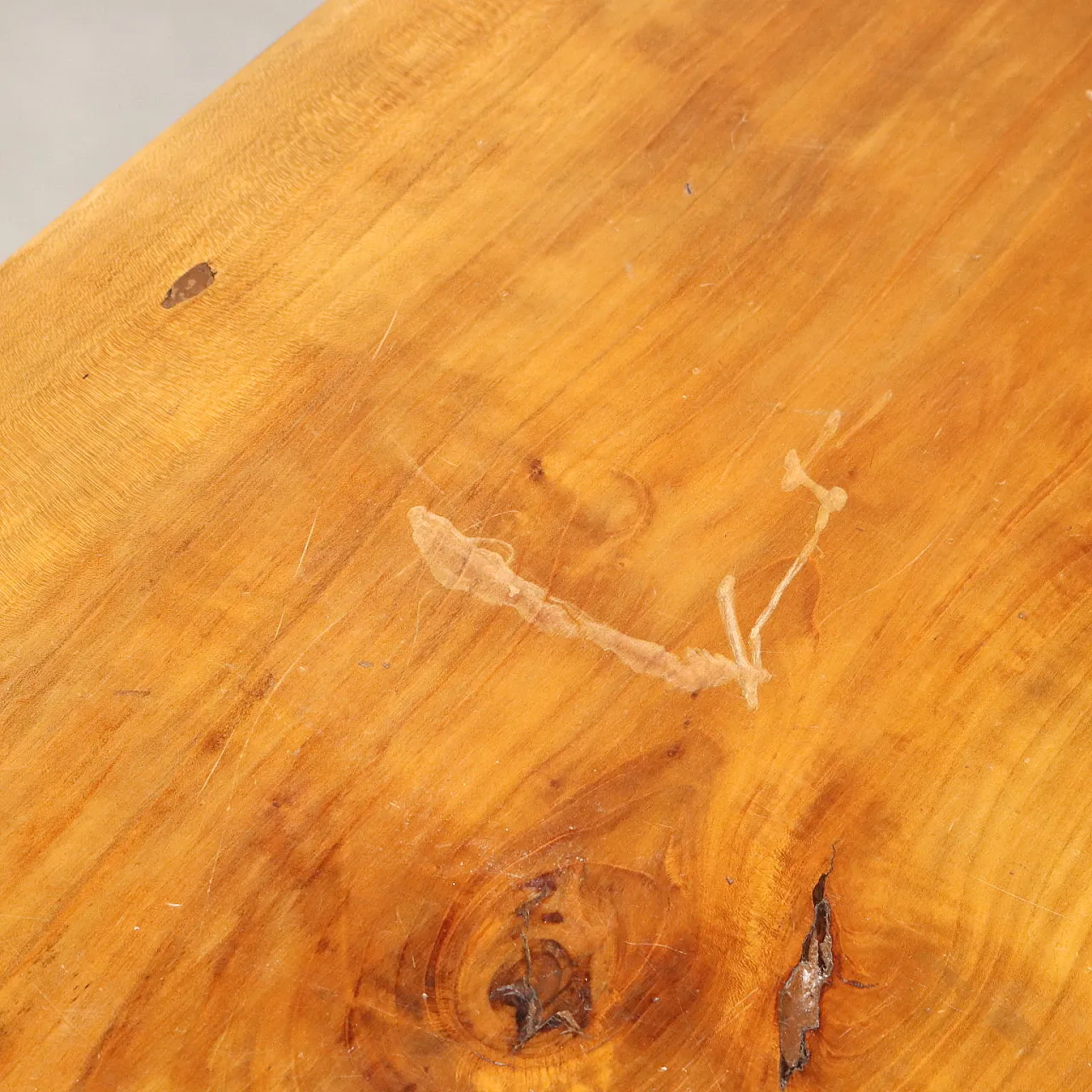 Scrivania in ciliegio con cassetto, '700 7