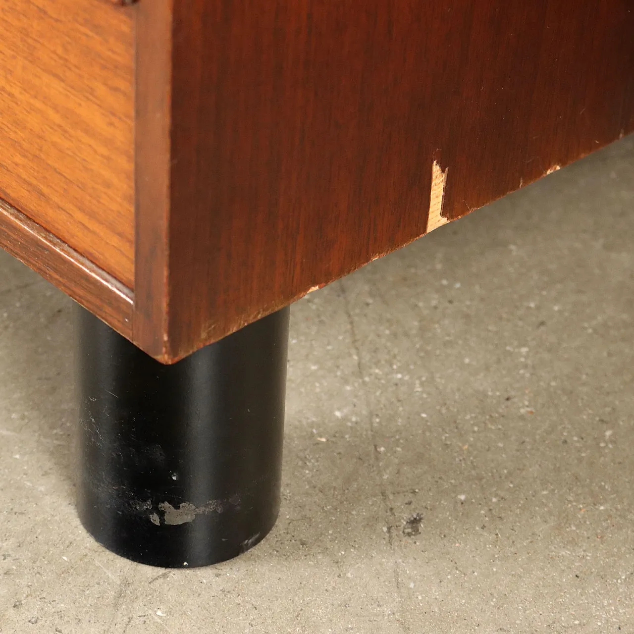 Exotic wood veneer desk, late 20th century 7