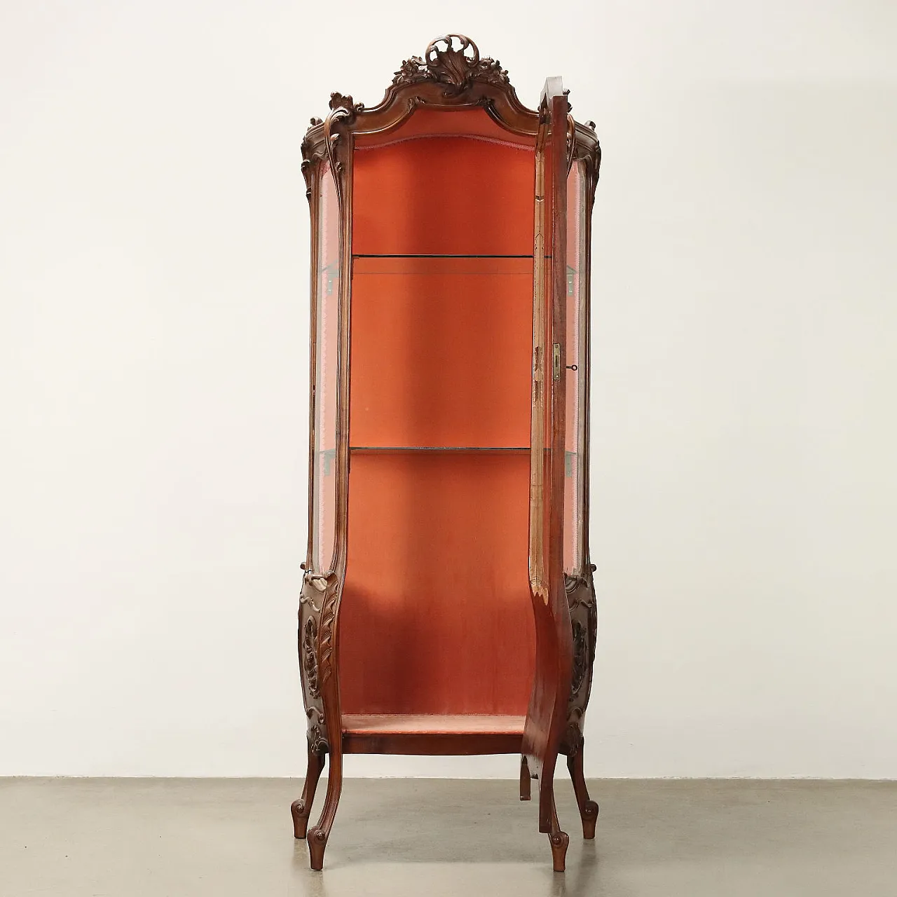 Vetrina in stile rococò in vetro e noce, '900 4