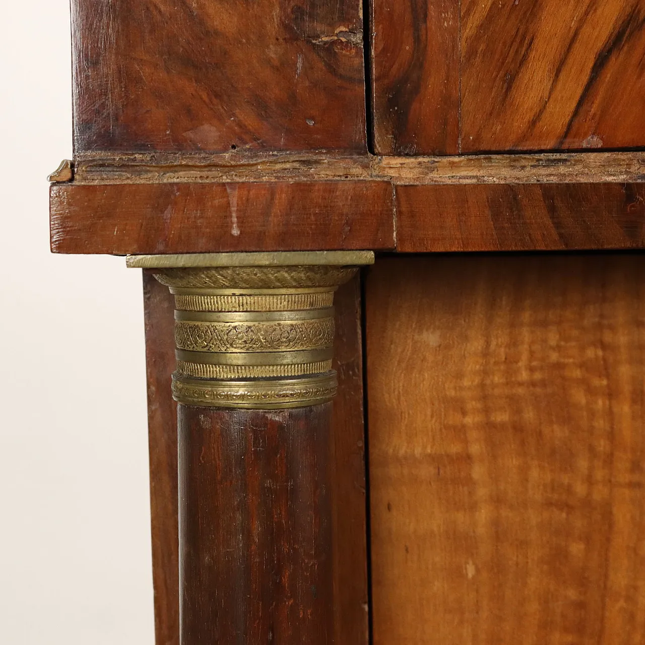 Cassettone Impero in noce, pioppo e bronzo, '800 8