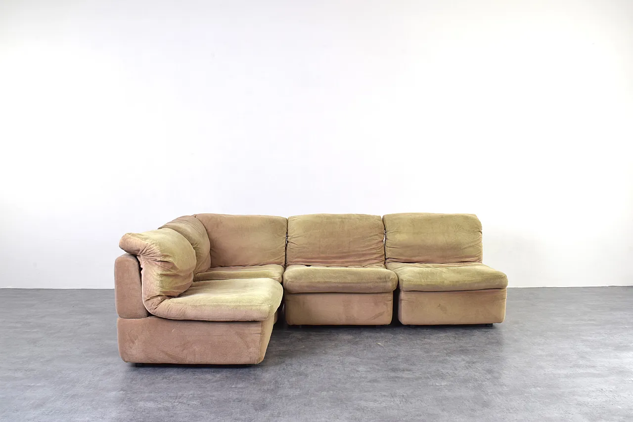 Mid-Century Modular Corner Sofa by Rolf Benz, 1970s 1