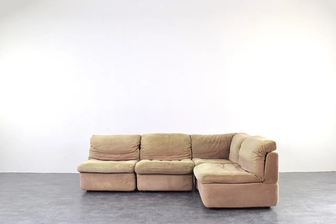 Mid-Century Modular Corner Sofa by Rolf Benz, 1970s 2
