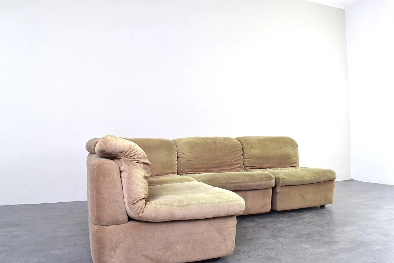 Mid-Century Modular Corner Sofa by Rolf Benz, 1970s 7
