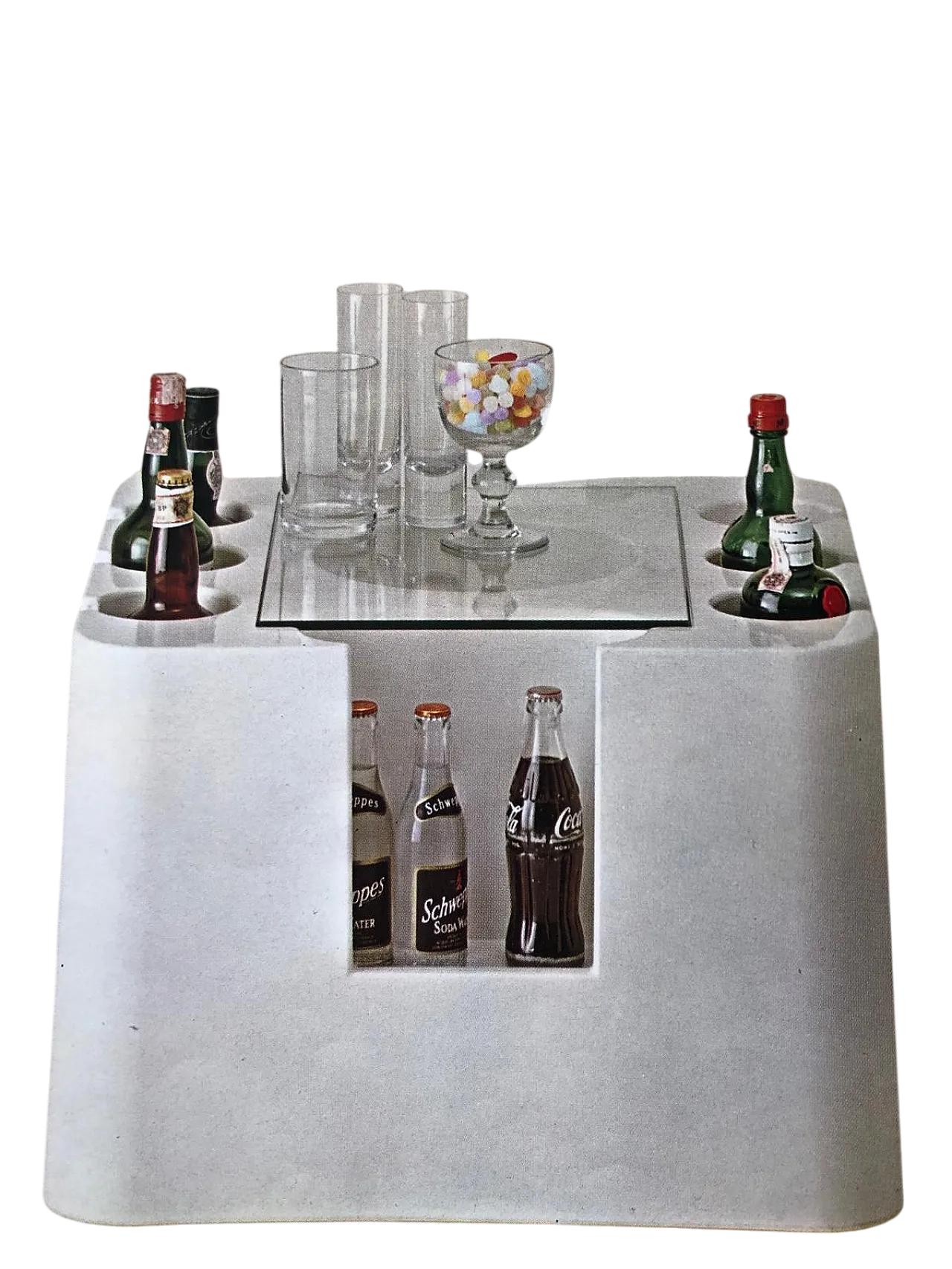 Tavolino bar Bacco con rotelle di Artemide, anni '70 16