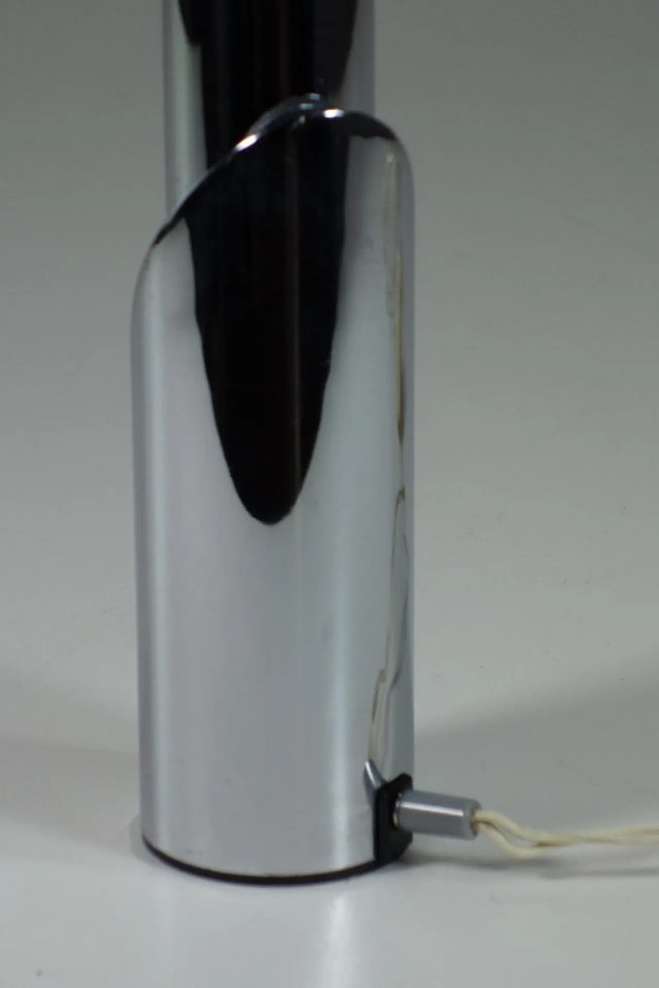 Lampada da tavolo Space Age in metallo cromato, anni '60 9