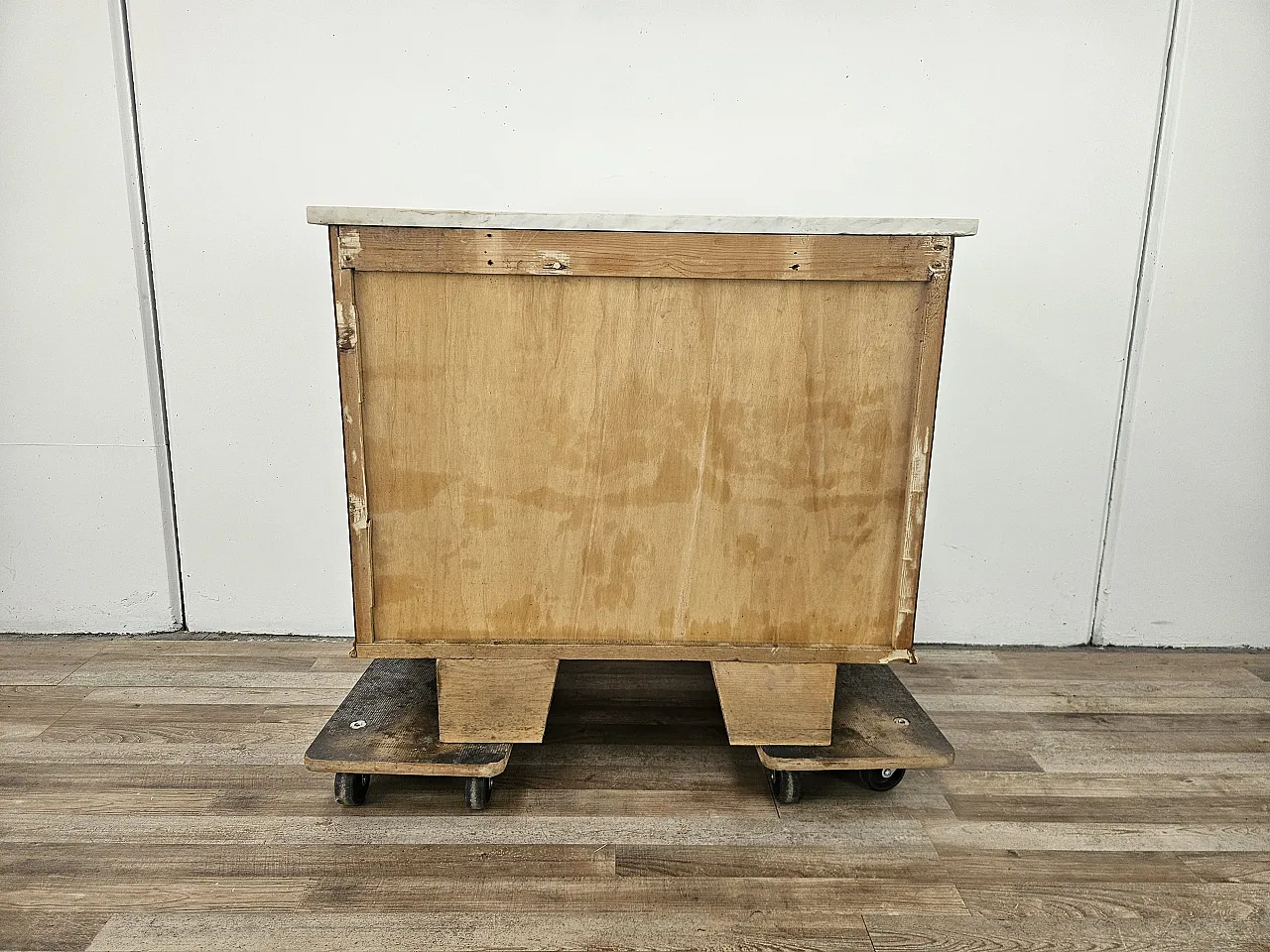 Toilet in mahogany root with white marble top, 1950s 21