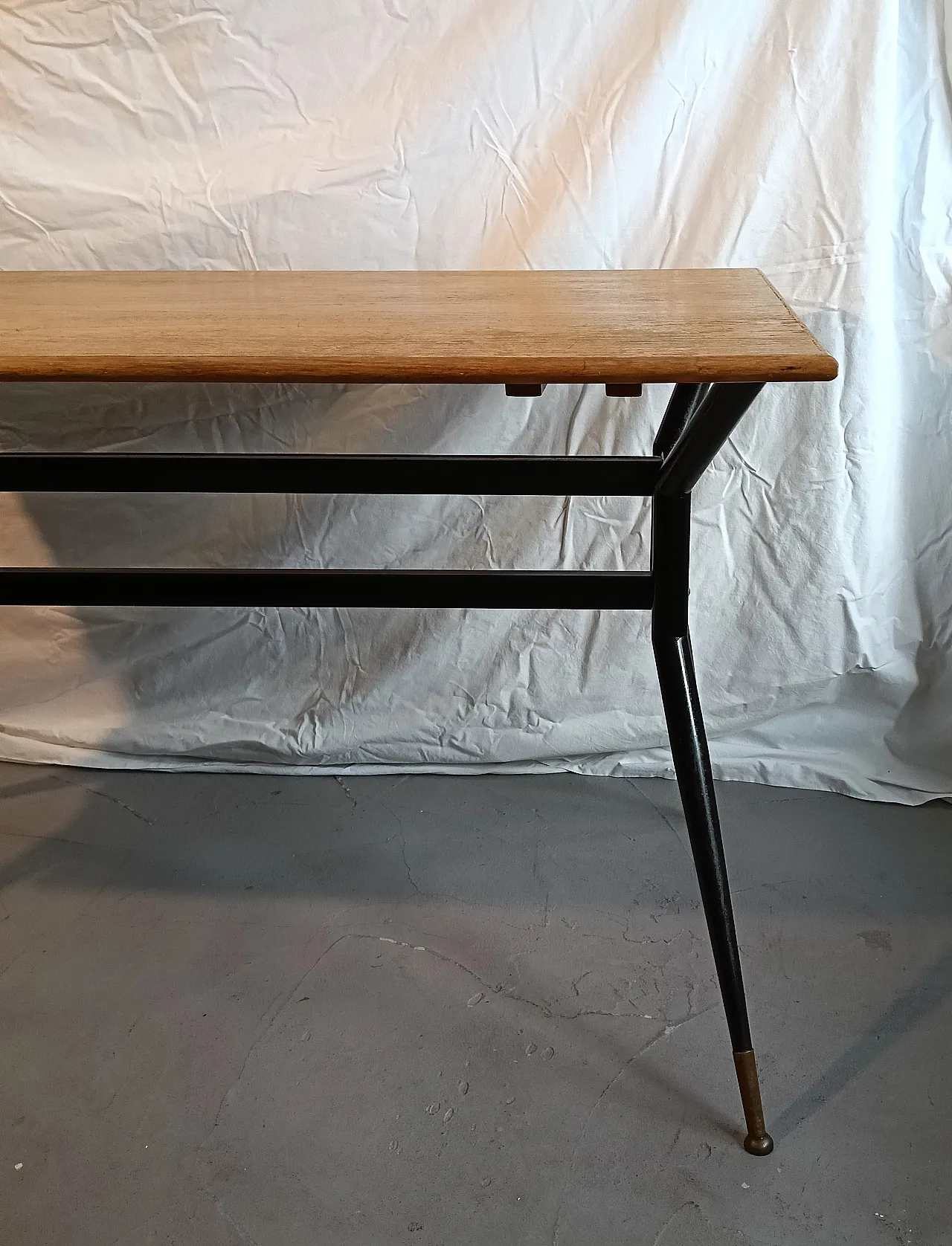 Table with bras feet, 50s 2