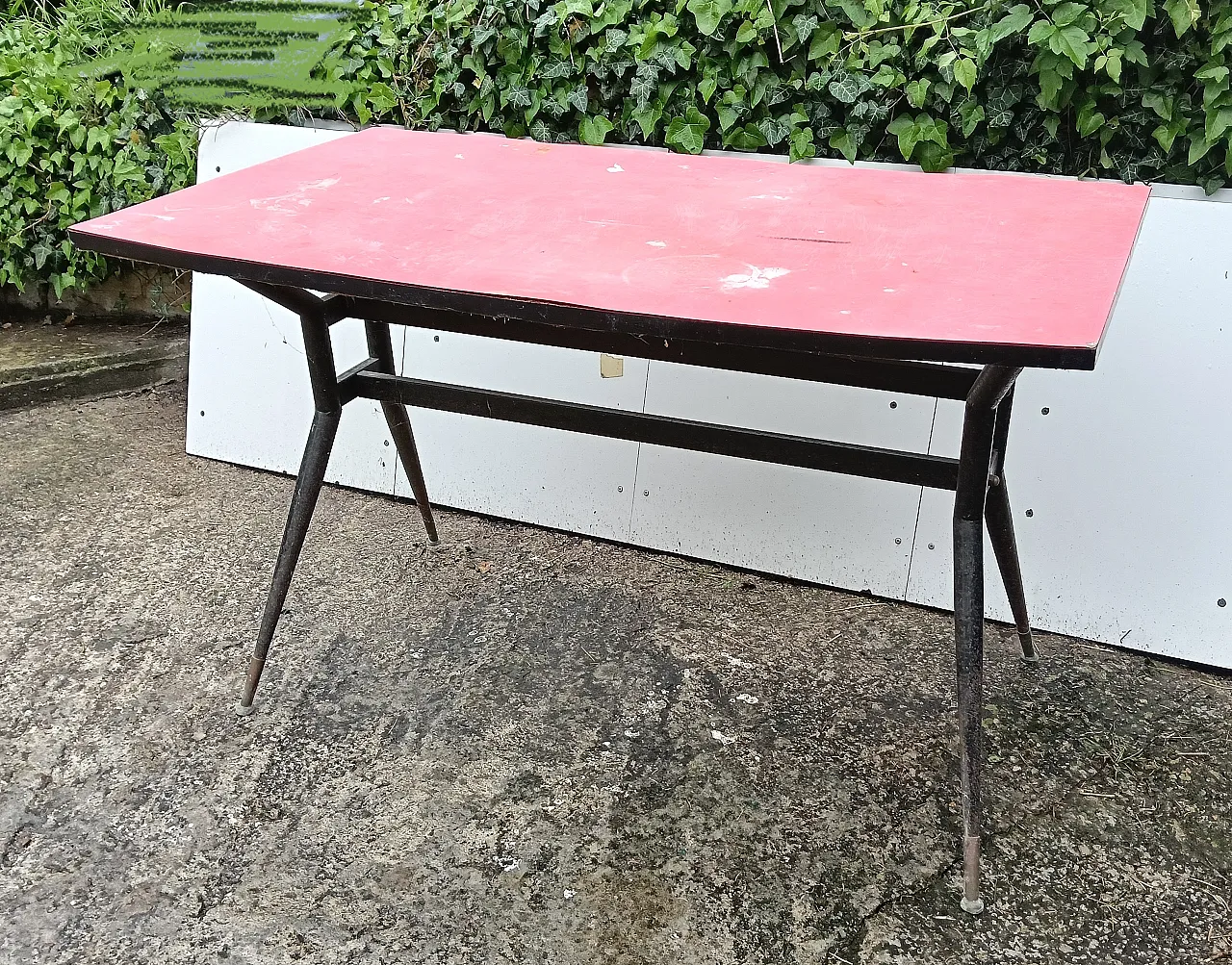 Table with bras feet, 50s 17