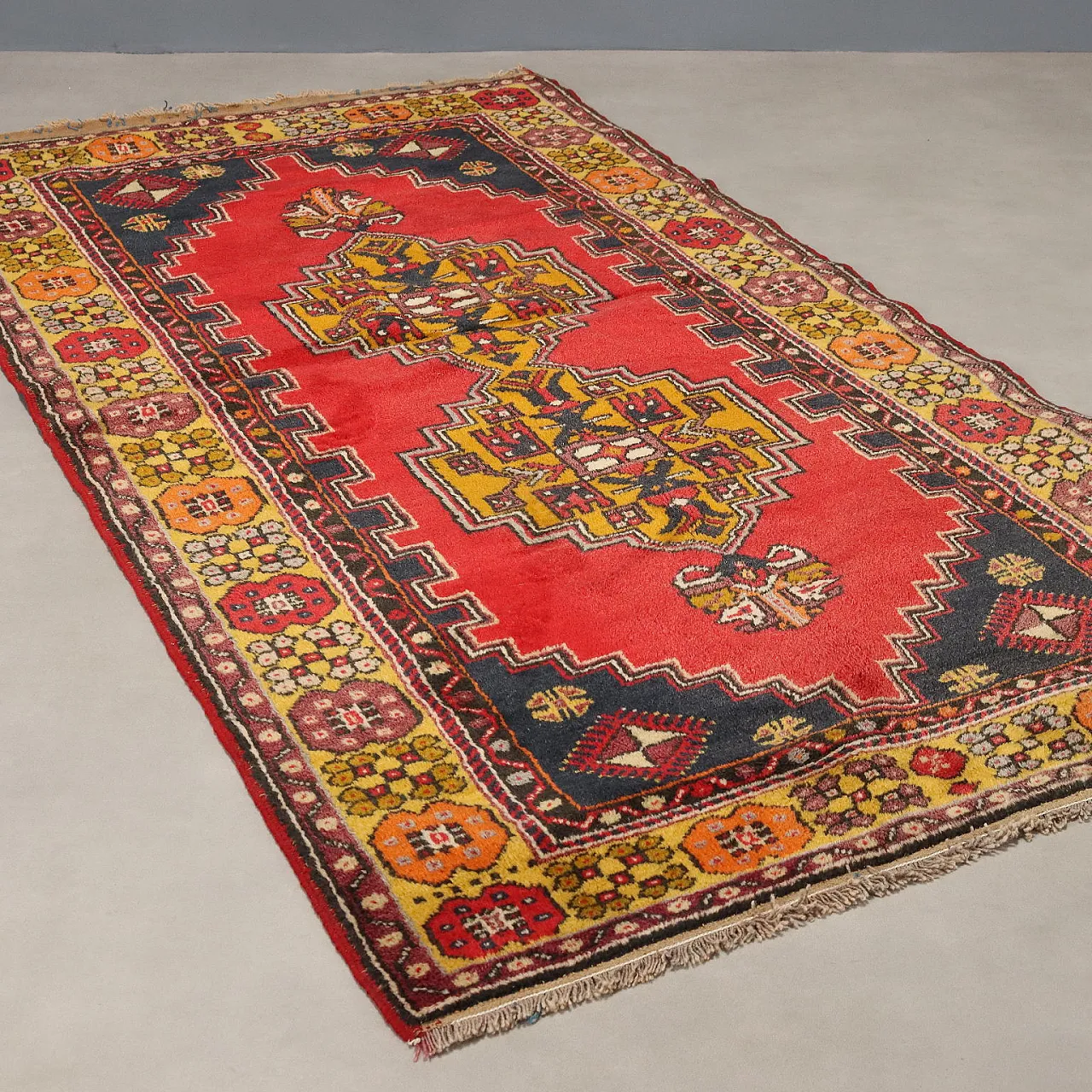 Joruk rug in cotton and wool with heavy knot, 20th century 1