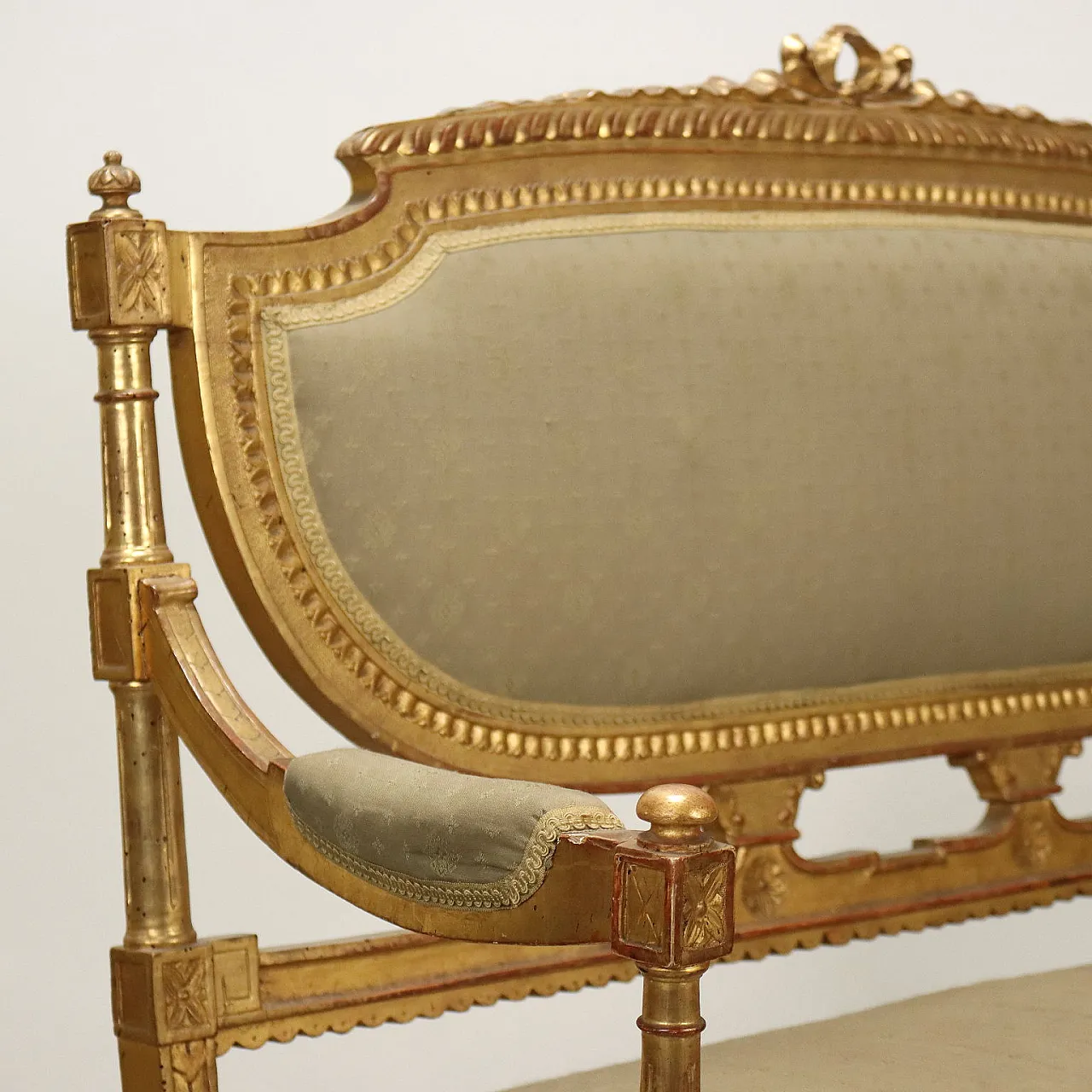 Divano in stile Neoclassico in legno dorato, '800 3