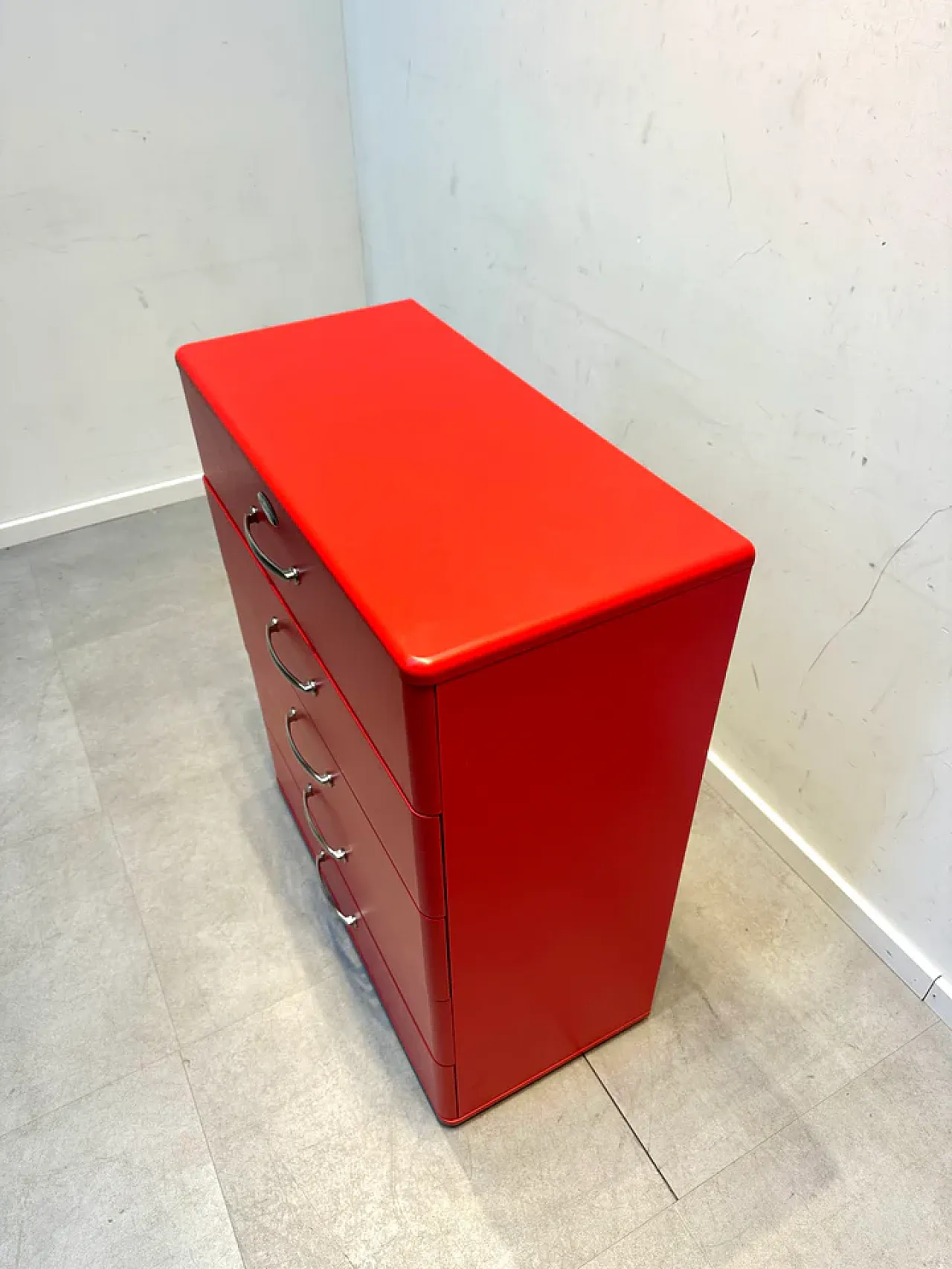 Cassettiera rossa Malibu, anni '50 3