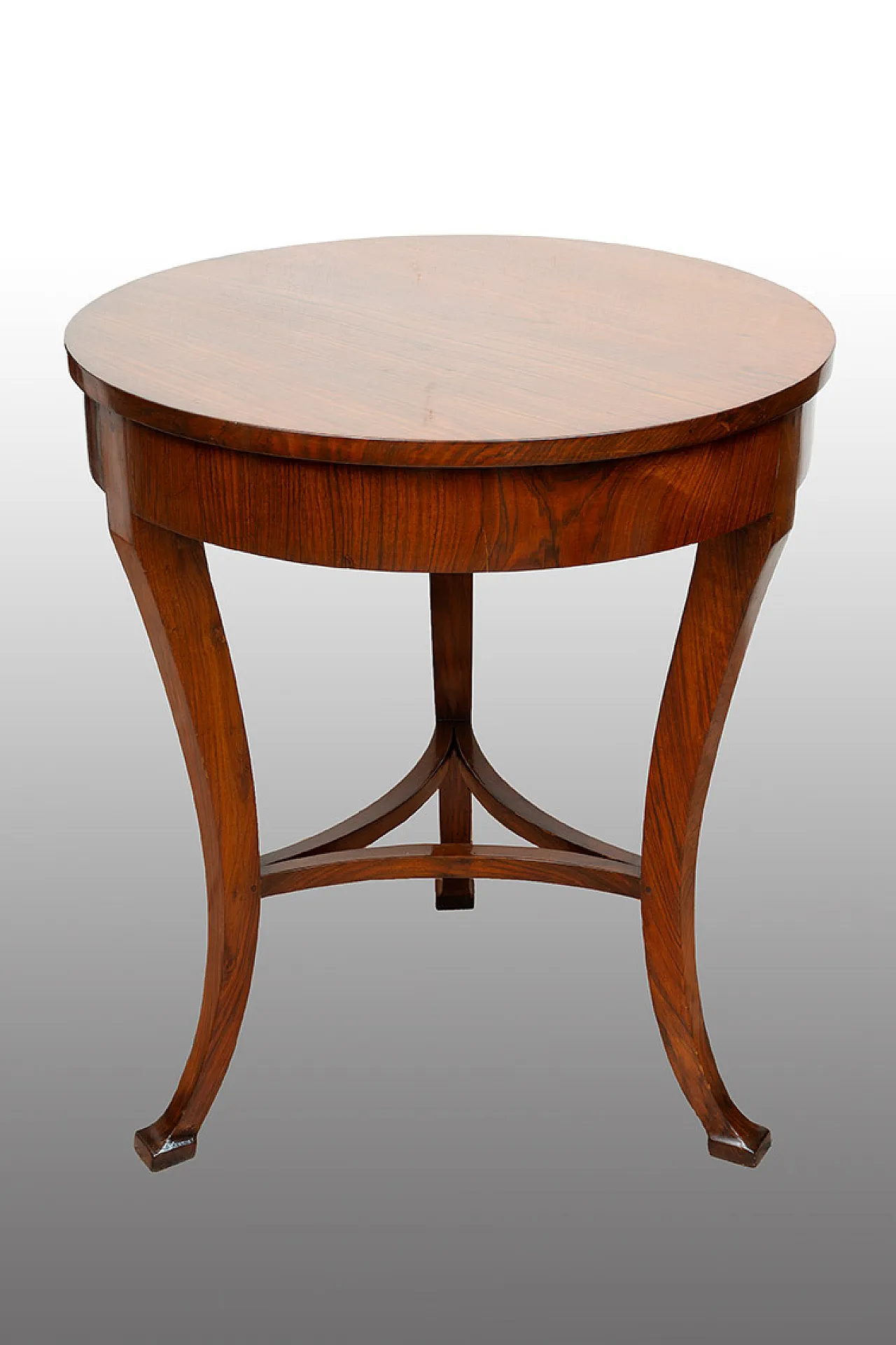 Louis XVI coffee table in walnut, 18th century 1