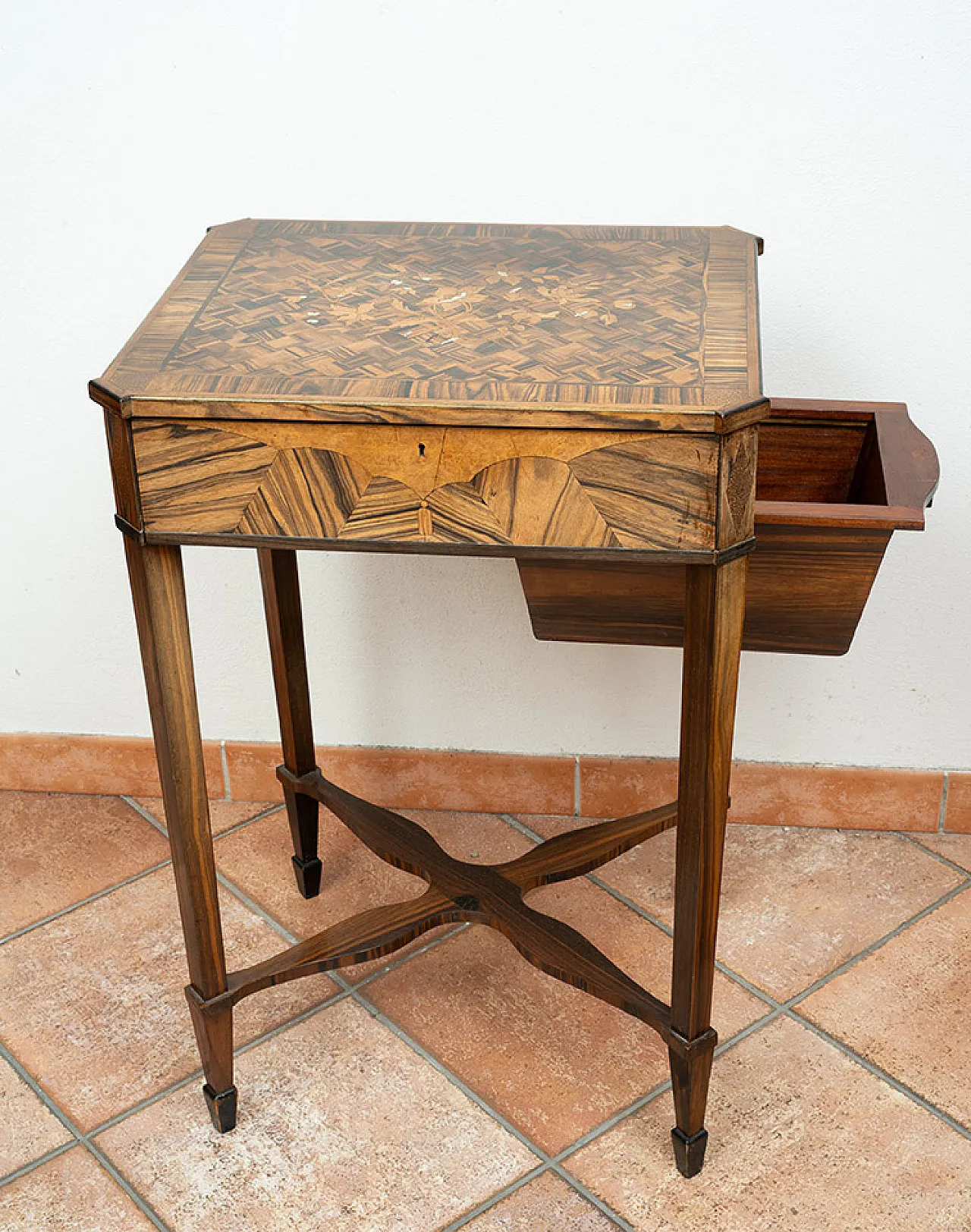 Napoleon III work table in precious exotic woods, 20th century 4