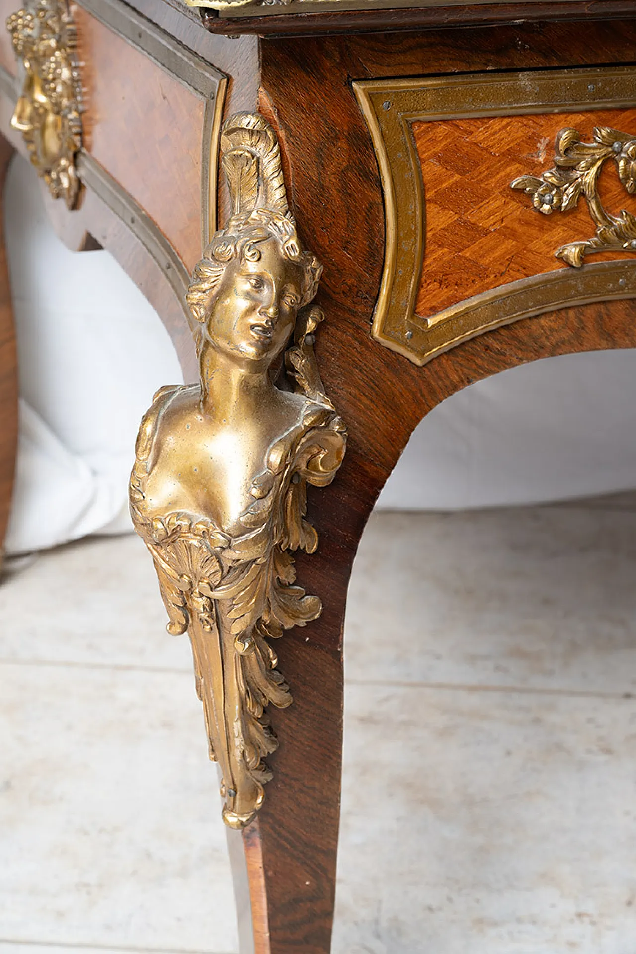 Scrivania francese Napoleone III in legno esotico, '800 2