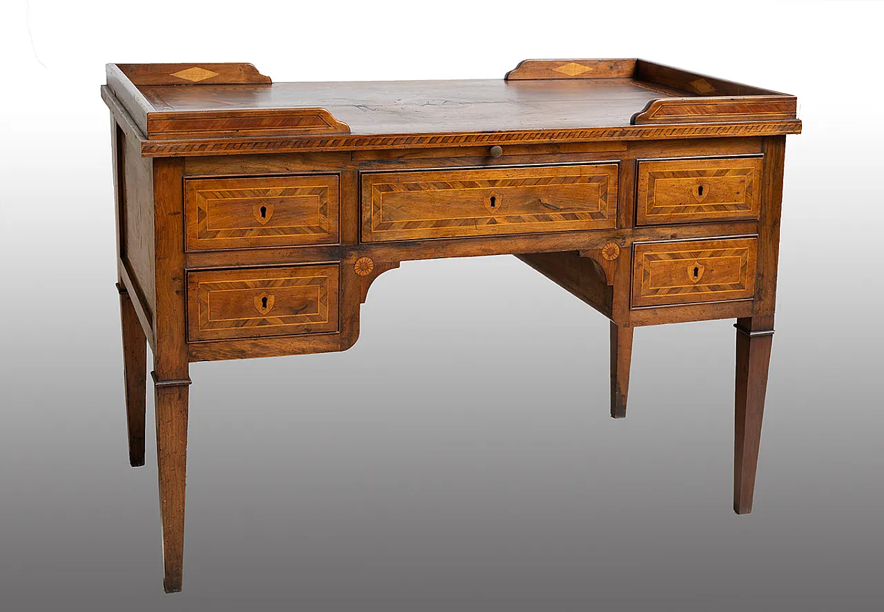 Louis XVI desk in solid walnut, 19th century 1