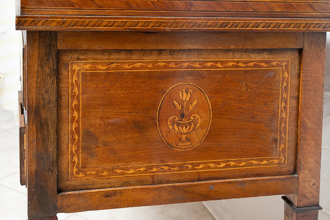 Louis XVI desk in solid walnut, 19th century 7