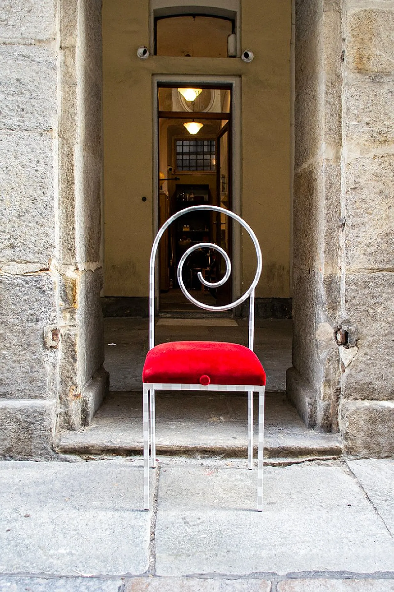 Sedia Suspiral di Luigi Serafini per Sawaya & Moroni, anni '80 2