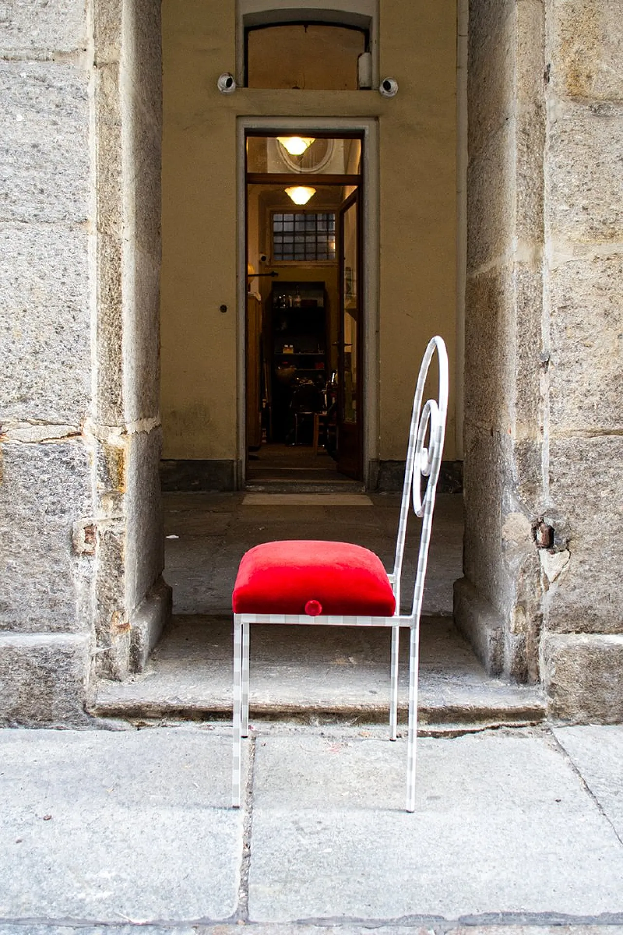 Sedia Suspiral di Luigi Serafini per Sawaya & Moroni, anni '80 3