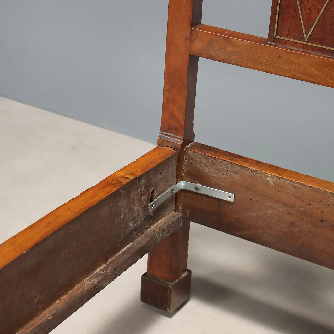 Letto singolo Empire in noce e ottone, '800 7
